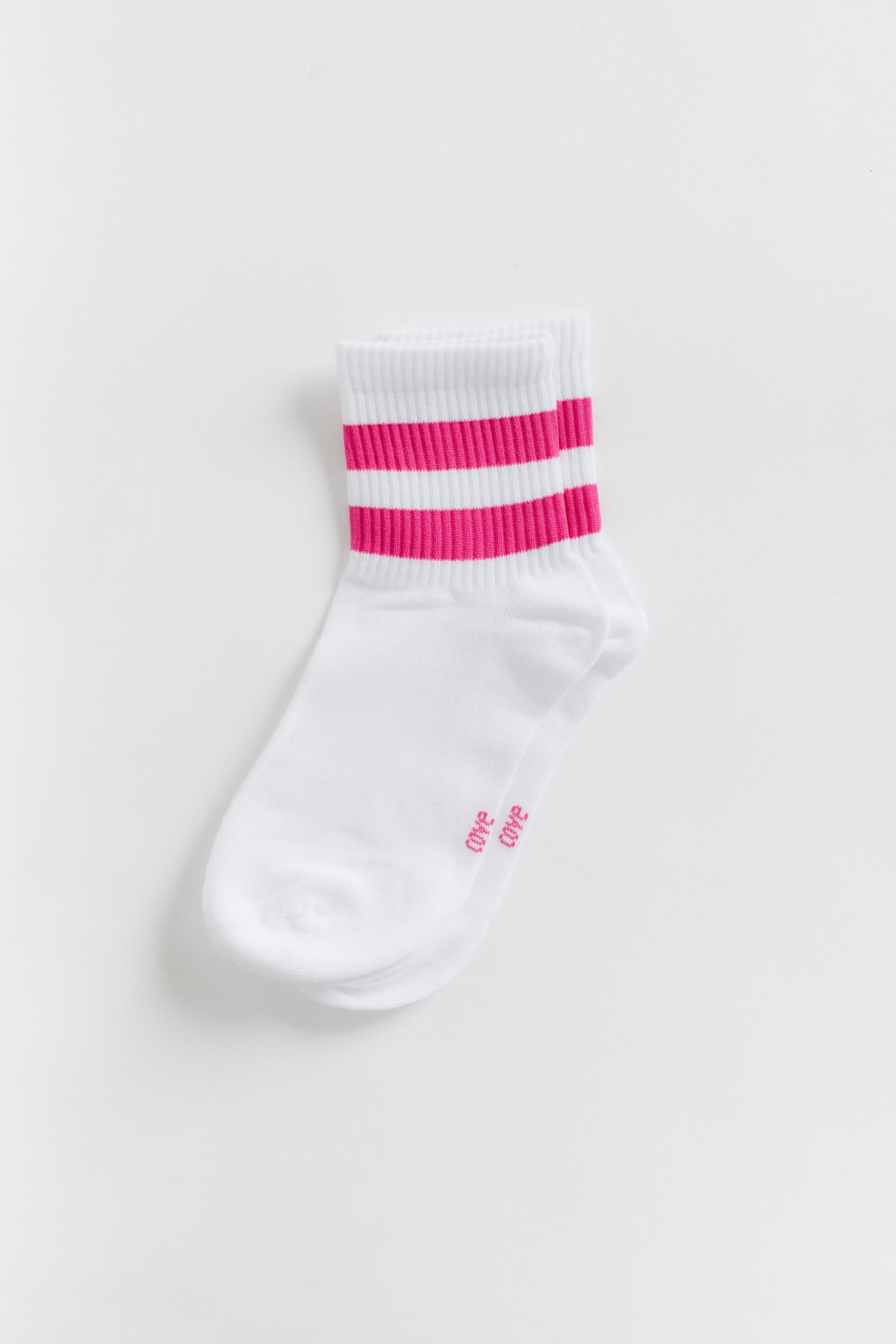 Cove Athletic Quarter Socks WOMEN'S SOCKS Cove Accessories Fuschia OS 