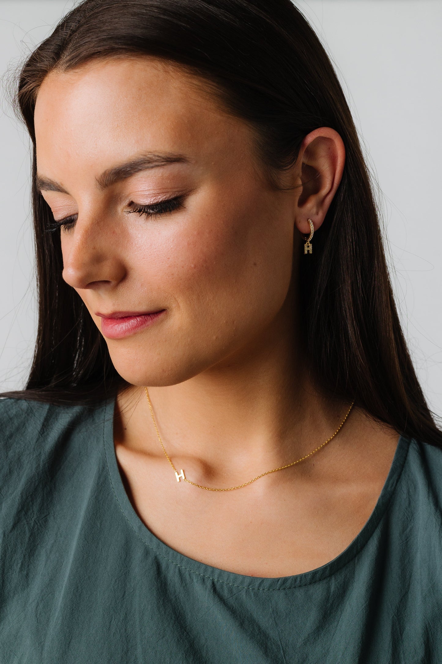 Cove Initial Necklace WOMEN'S NECKLACE Cove Accessories