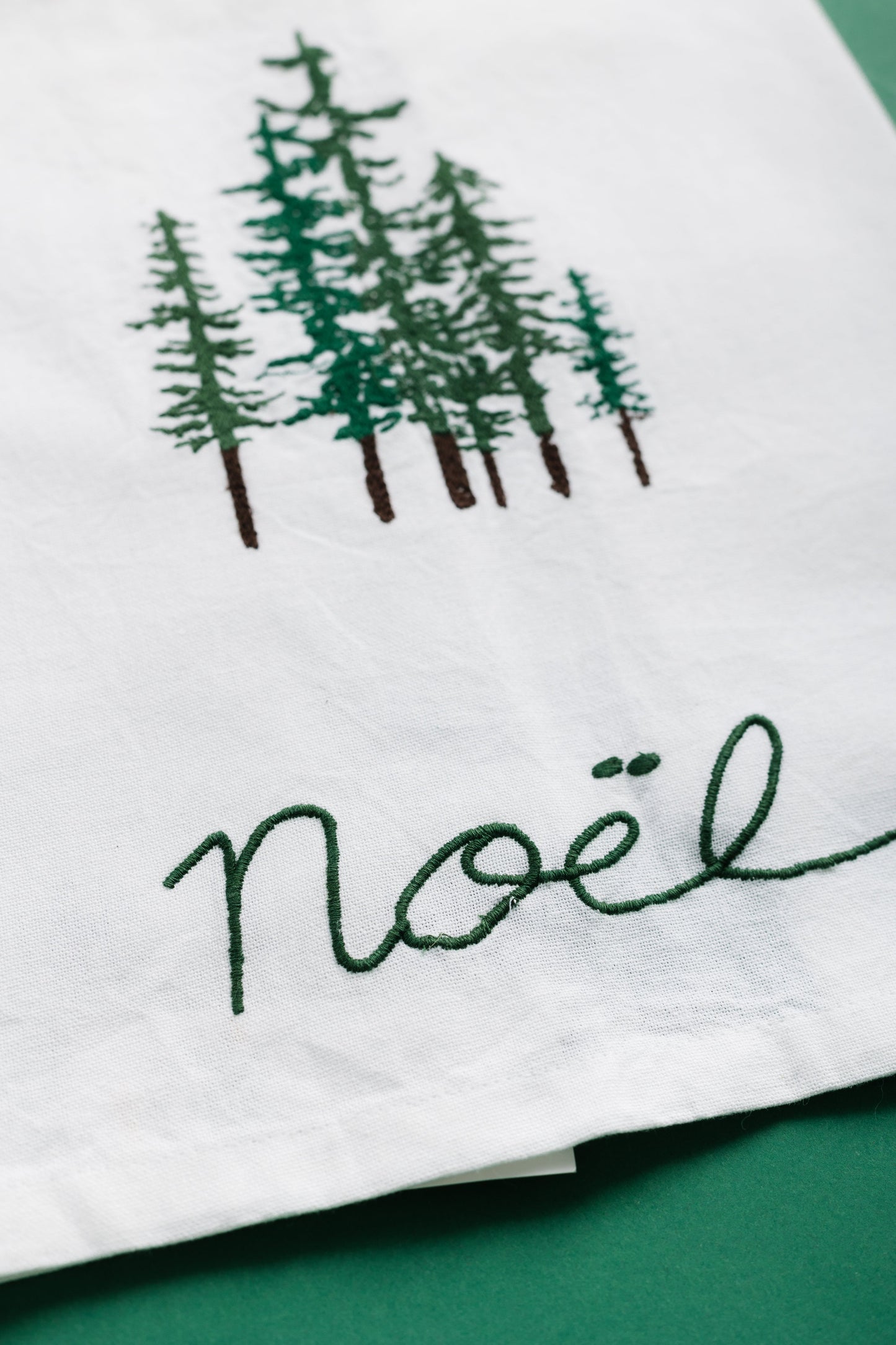 Noel Dishtowel CHRISTMAS HOME DECOR Cove Accessories