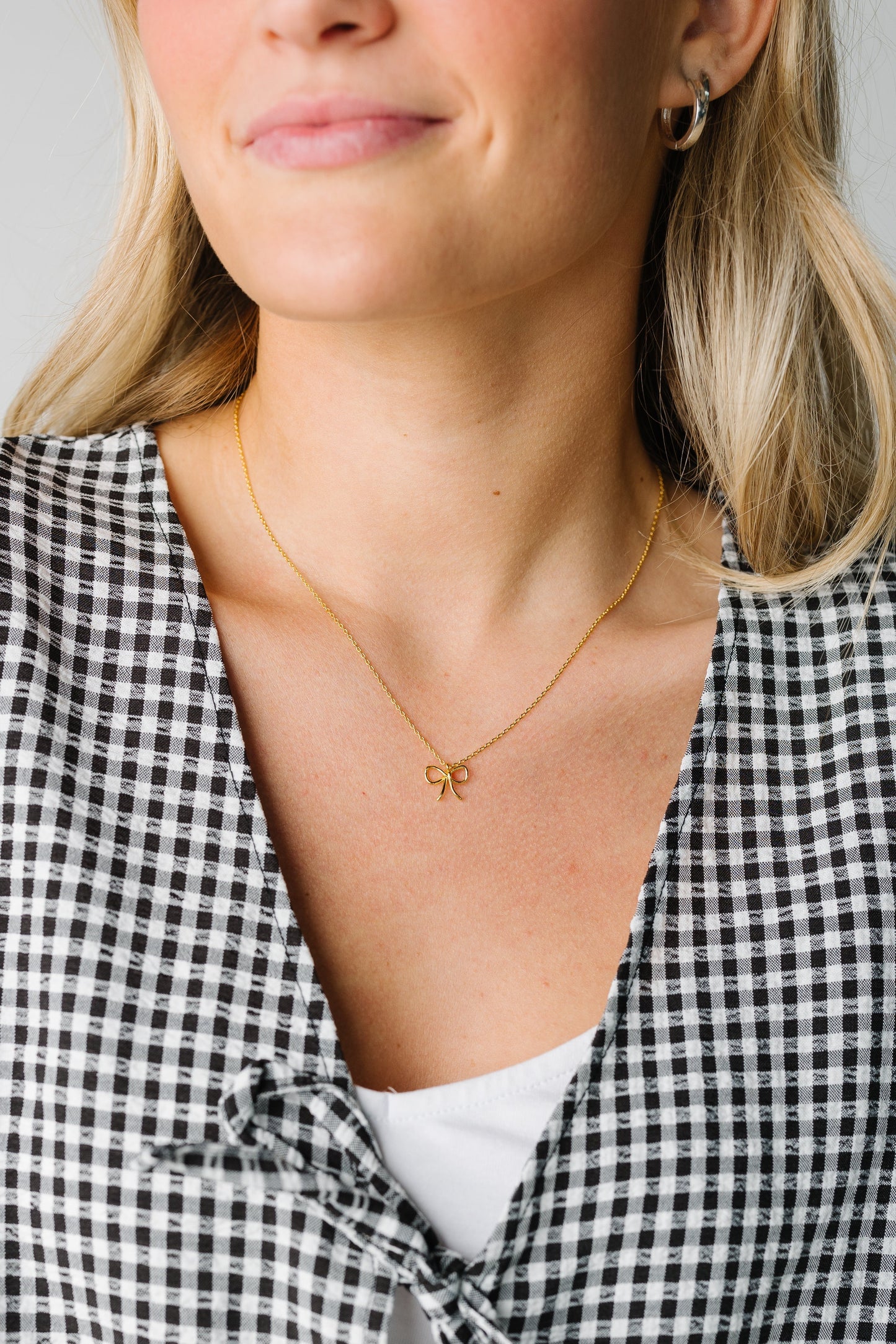 Cove Dainty Bow Necklace WOMEN'S NECKLACE Cove Accessories