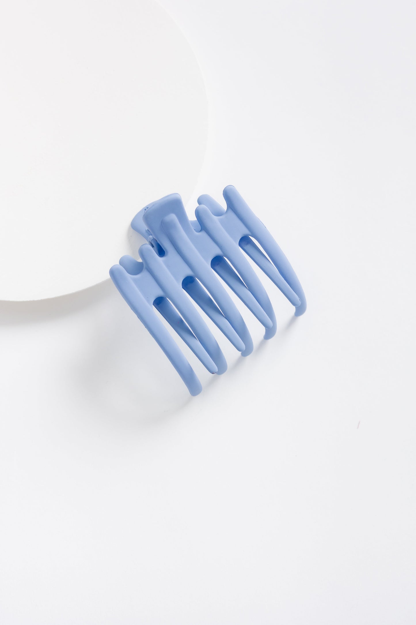 Cove Work Out Claw WOMEN'S HAIR ACCESSORY Cove Accessories Dusty Blue OS