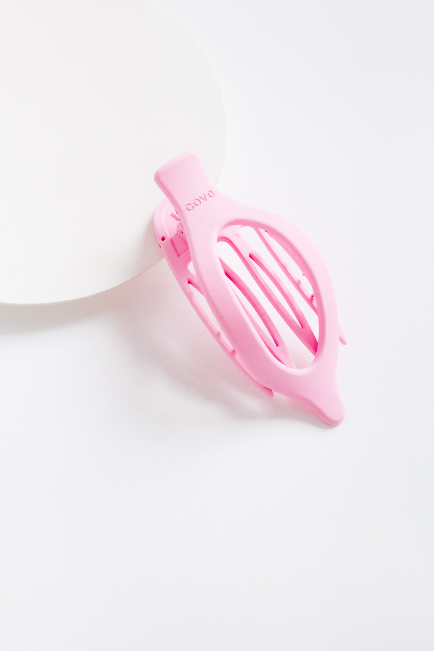 Cove Flat Oval Relax Claw WOMEN'S HAIR ACCESSORY Cove Accessories Pink OS