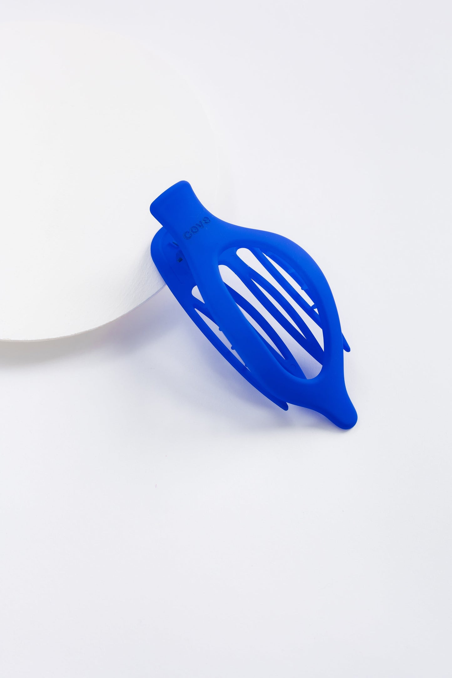 Cove Flat Oval Relax Claw WOMEN'S HAIR ACCESSORY Cove Accessories Dk Blue OS