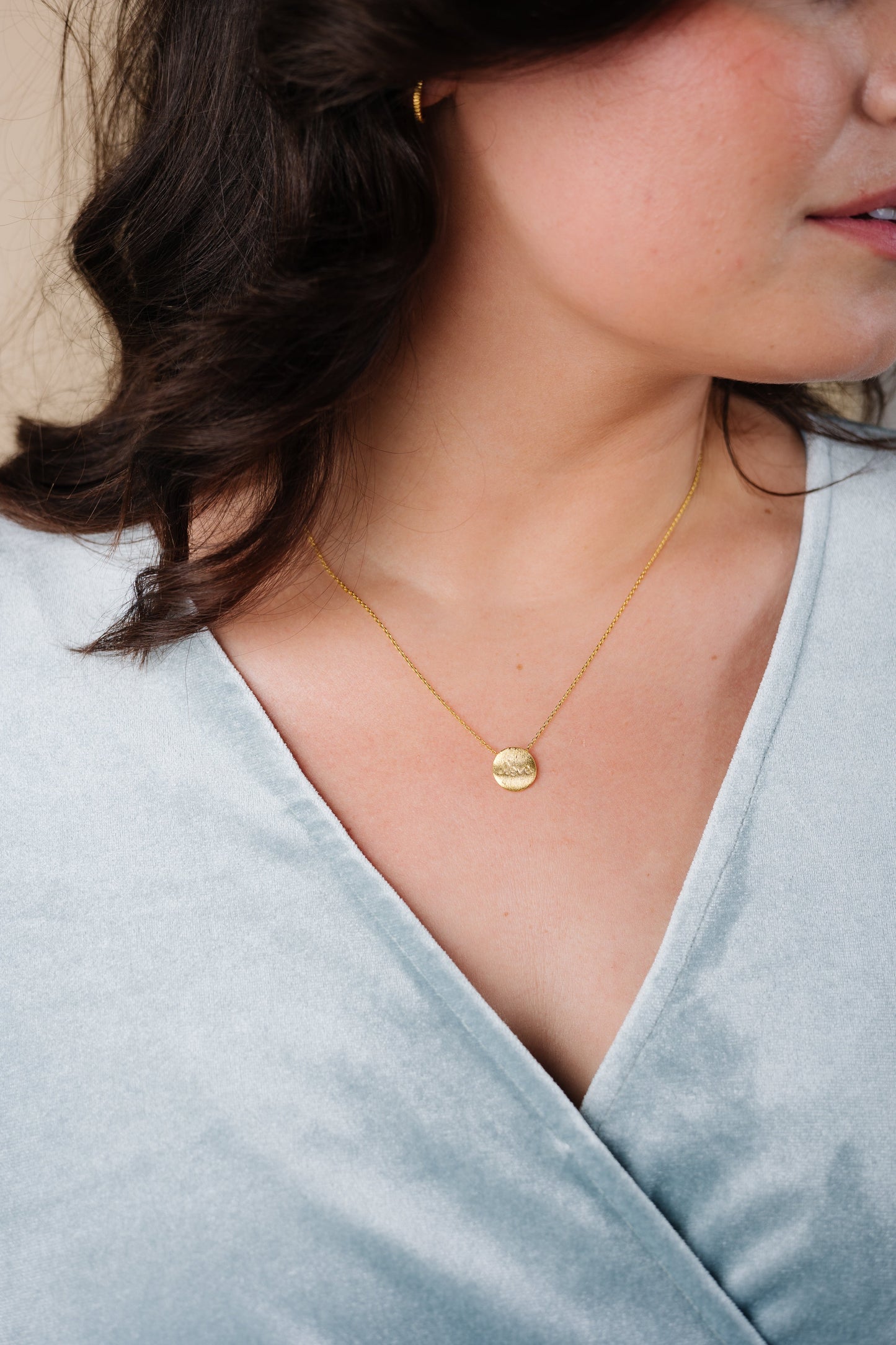 Circle "Love" Necklace WOMEN'S NECKLACE Cove