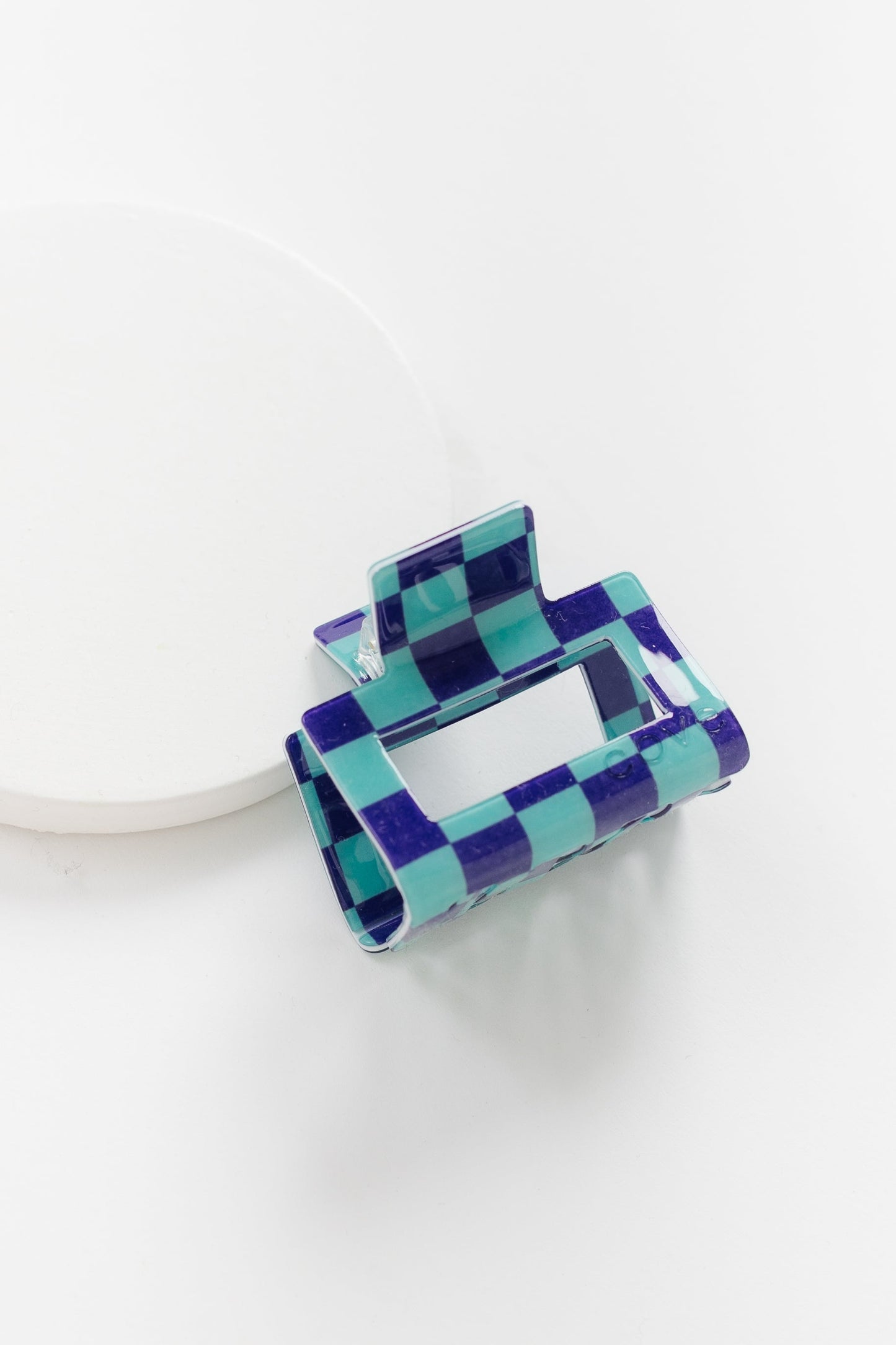 Cove Retro Checkered Hair Claw WOMEN'S HAIR ACCESSORY Cove Accessories Teal/Dk Blue 2 inch