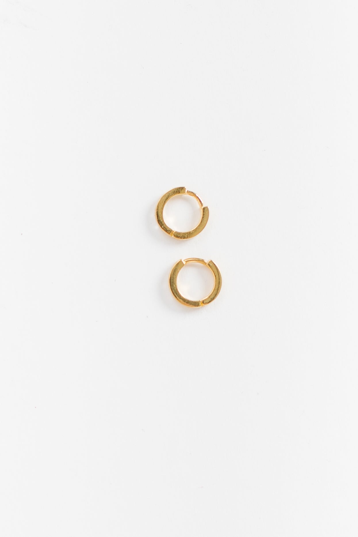Cove Earrings Vivian Hoops Gold WOMEN'S EARINGS Cove Accessories