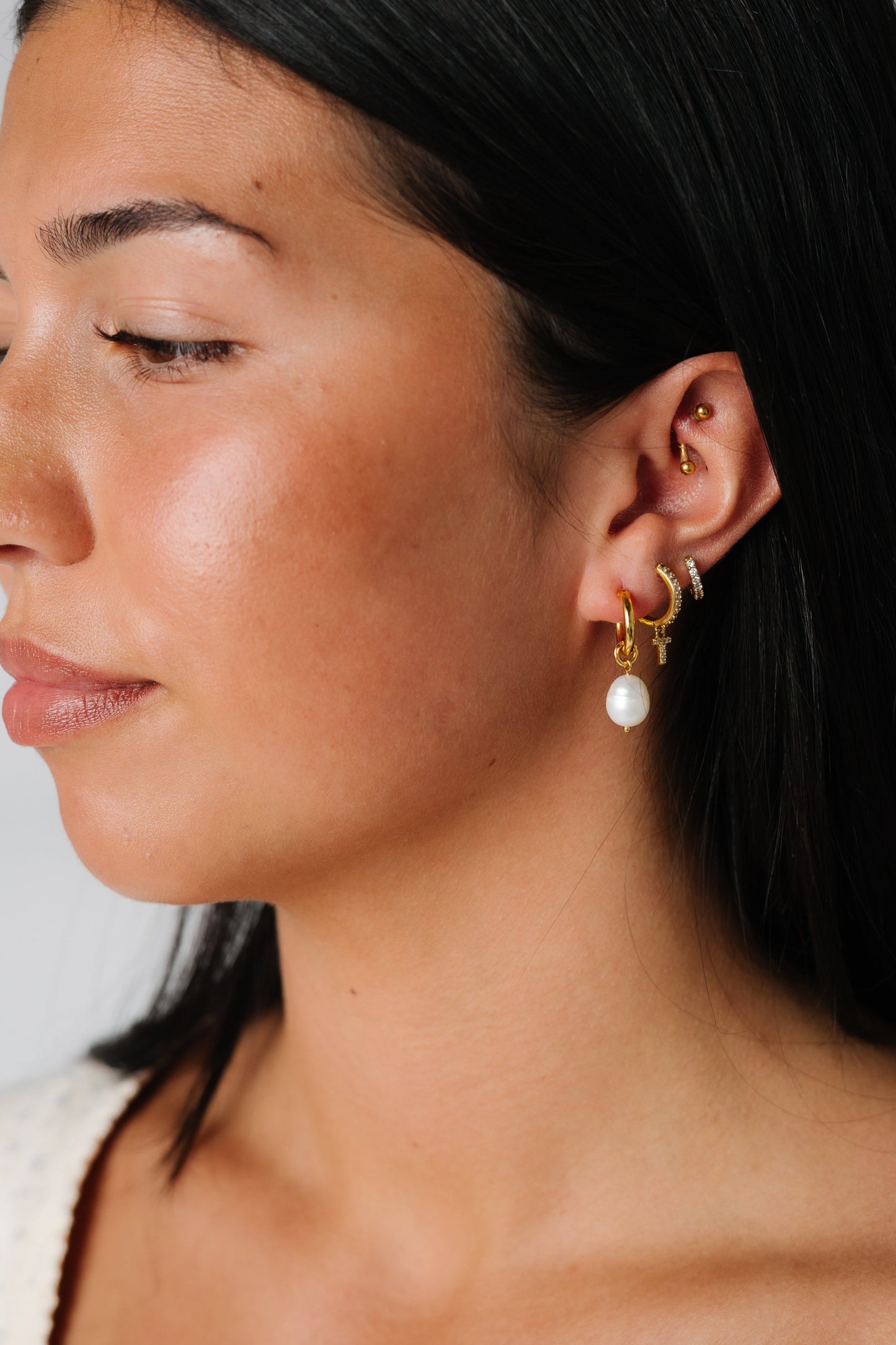 Cove Drop Pearl Hoops WOMEN'S EARINGS Cove Accessories