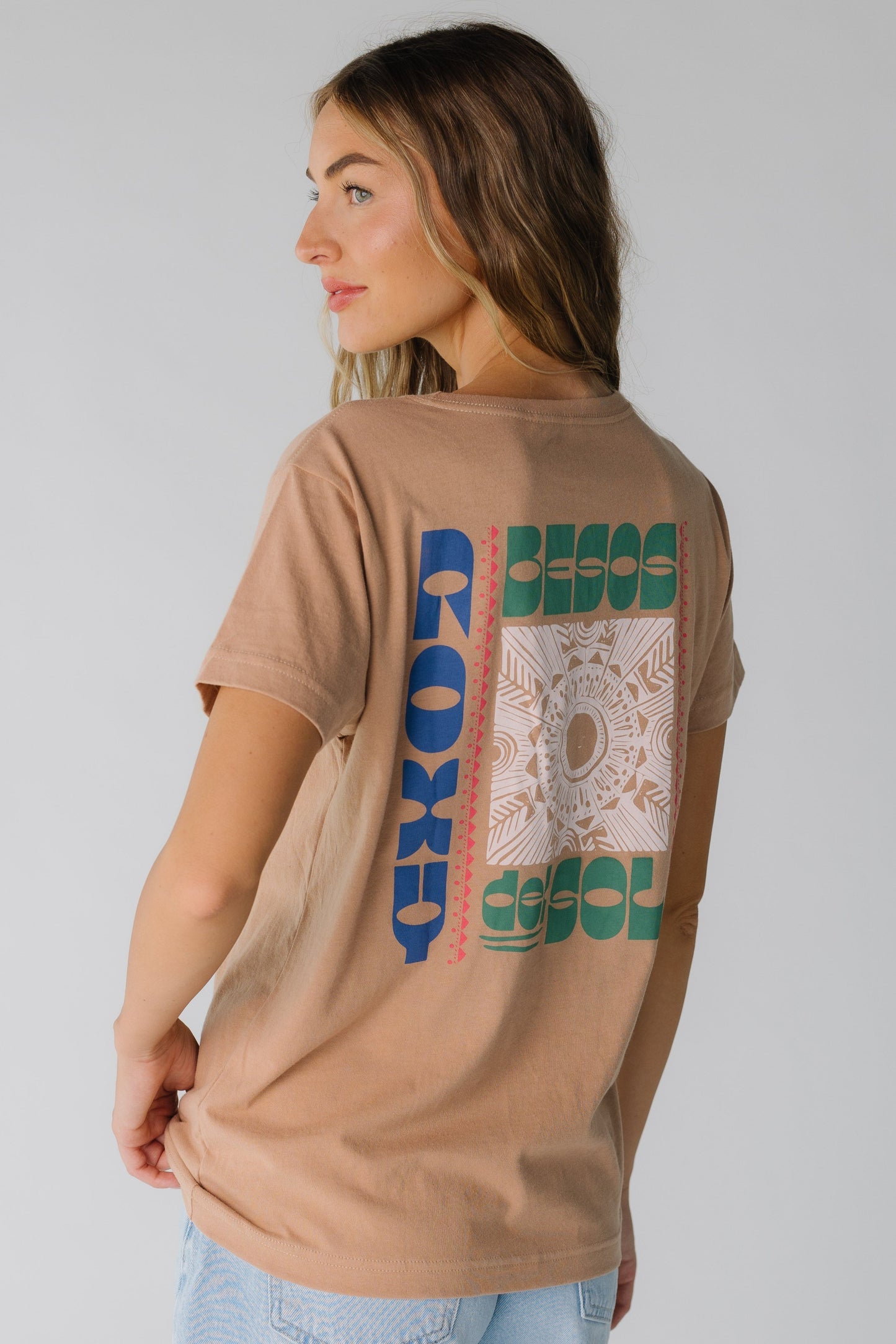 Roxy Besos graphic tee in tan