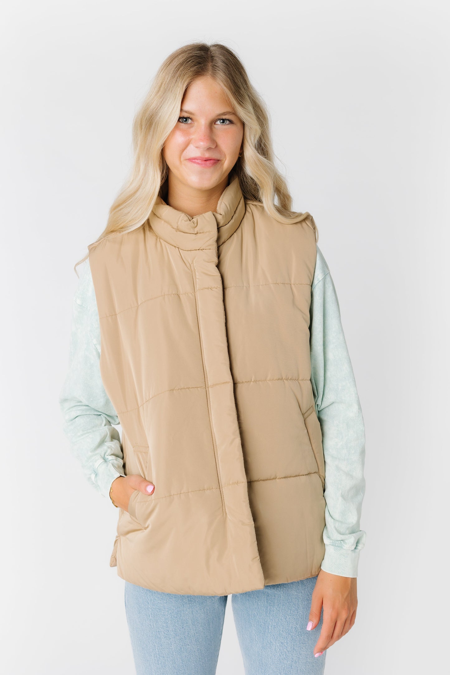 Quinnie Puffer Vest WOMEN'S VEST Wishlist
