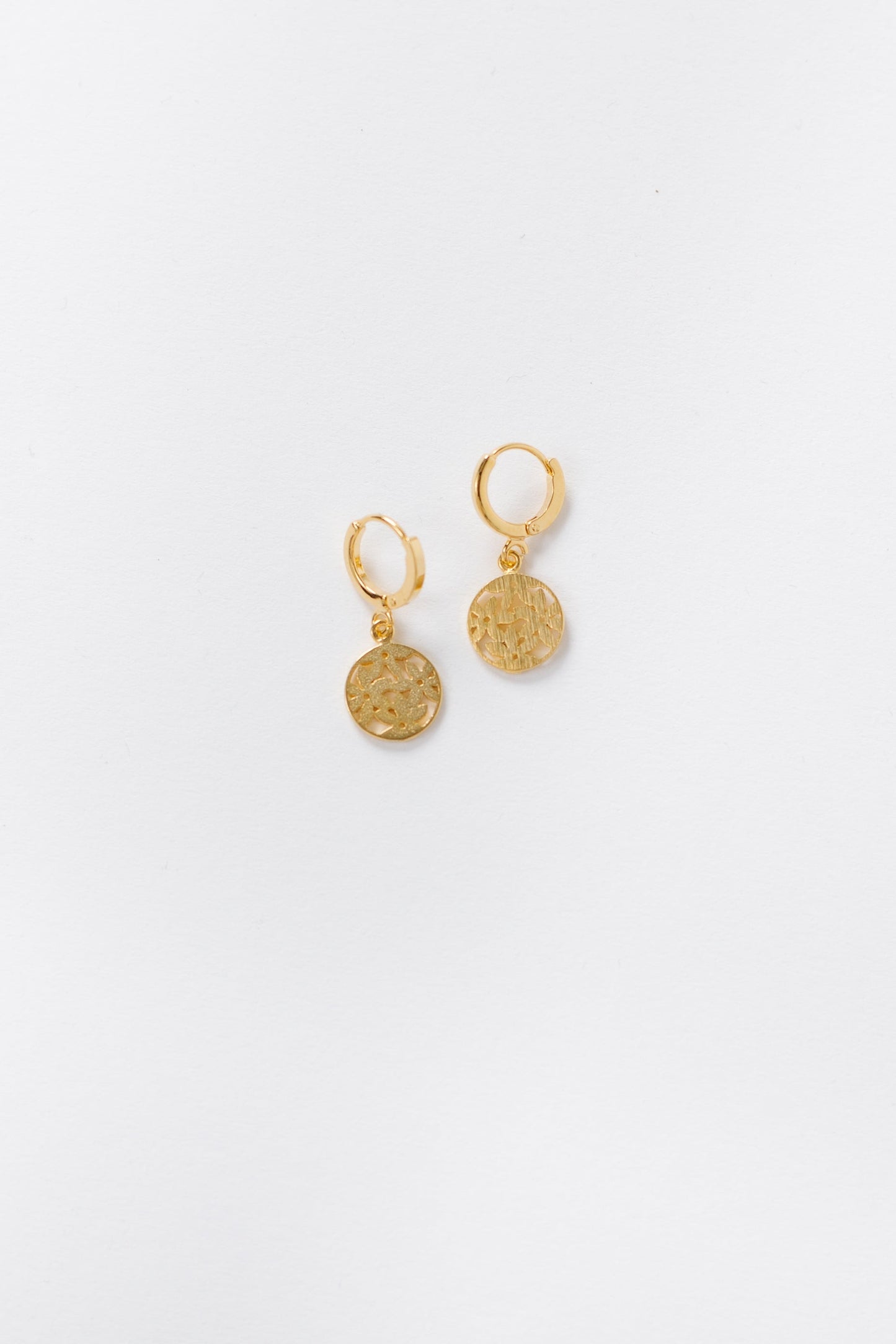 Cove Flower Huggies WOMEN'S EARINGS Cove Accessories Gold OS