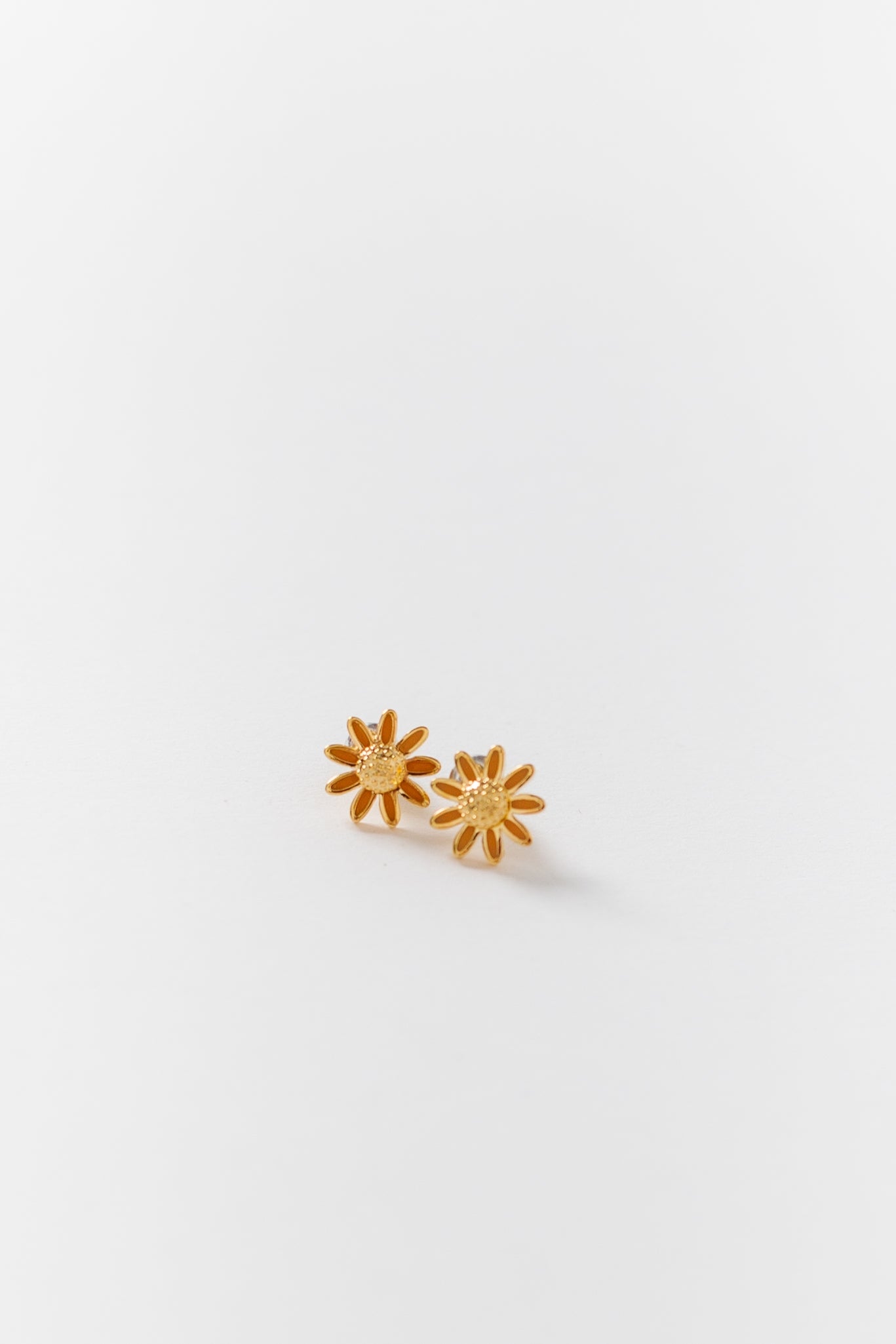 Cove Daisy Daisy Earrings WOMEN'S EARINGS Cove Accessories Orange OS