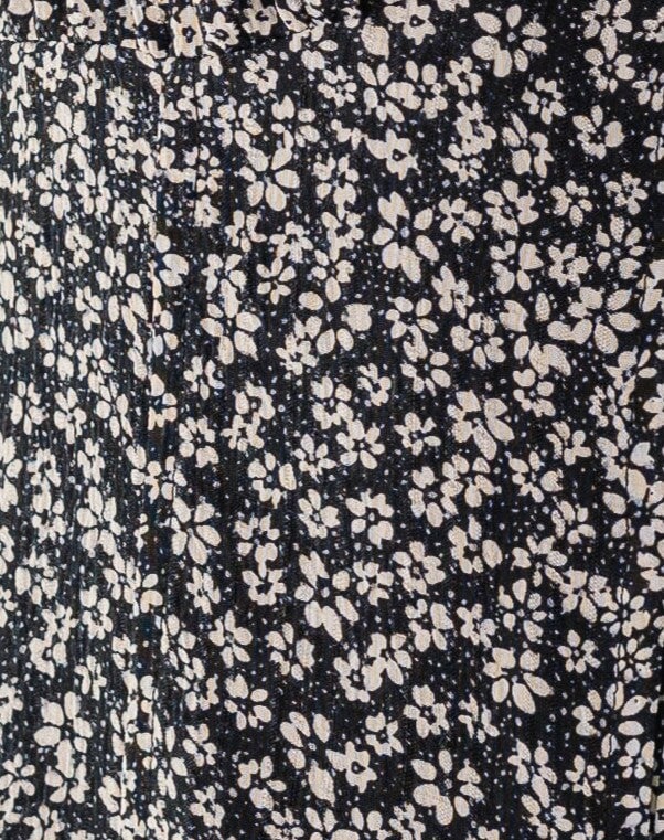 Kendra black and white fabric swatch