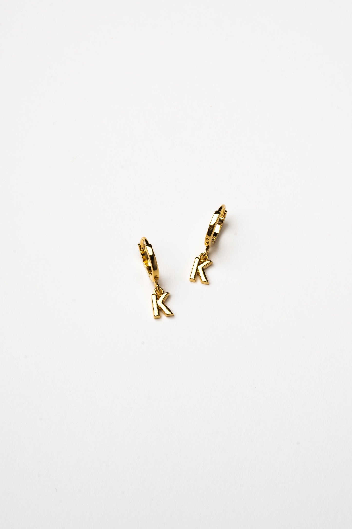 Cove Initial Letter Huggie Earrings WOMEN'S EARINGS Cove Accessories K 18k Gold Plated