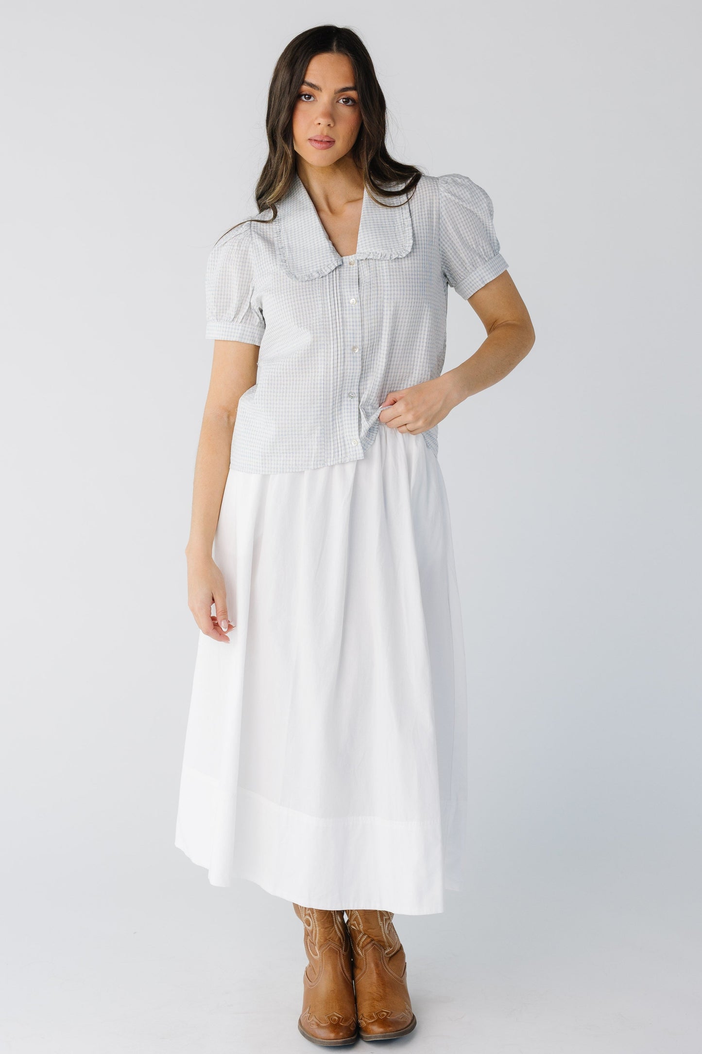 Full gathered white midi skirt with pockets