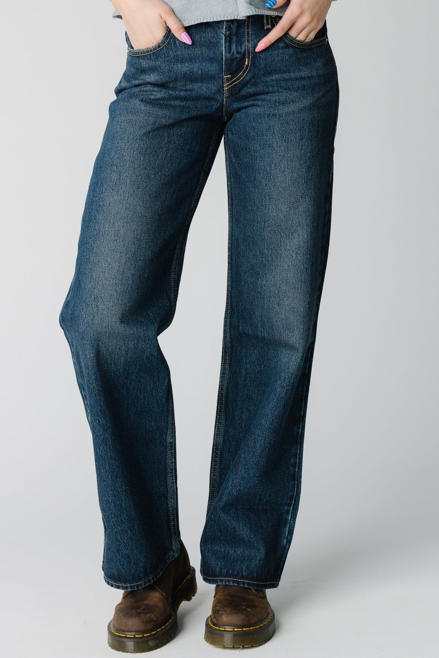 Levi's Low Loose Women's Jeans in dark denim A5566