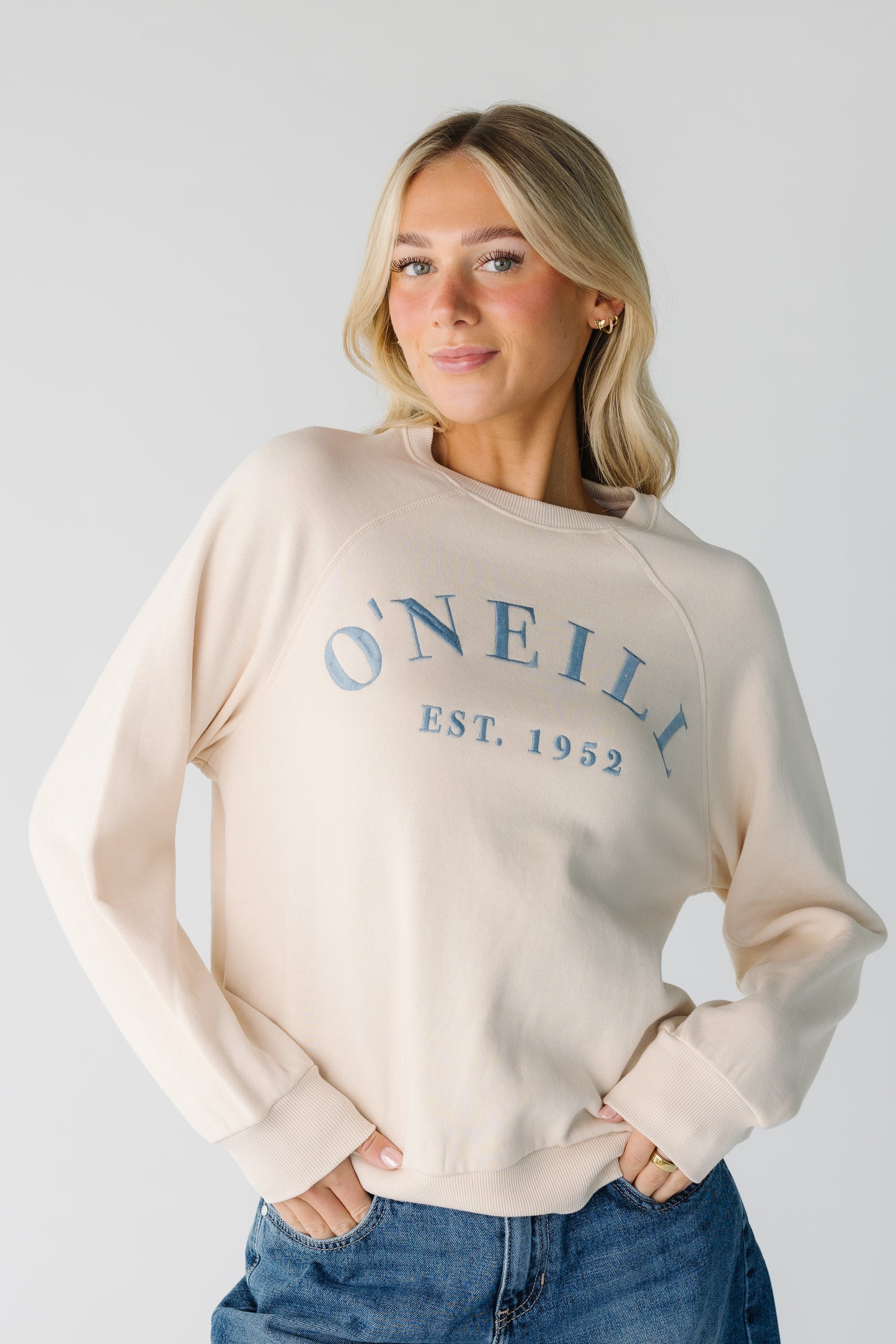 Woman wearing O'Neill Boardwalk Crew Neck graphic sweatshirt SP5410001