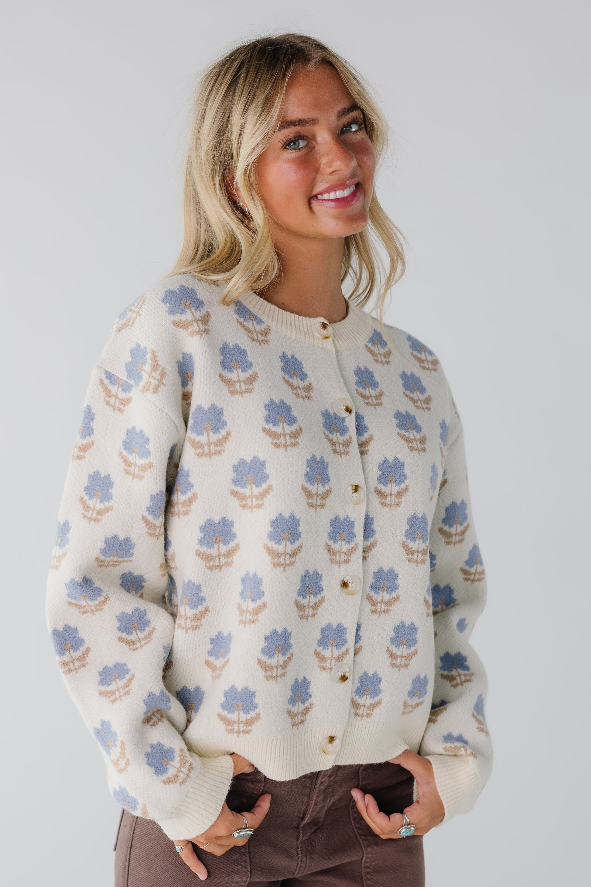 Floral Jaquard Cardigan for women in cream and blue floral pattern