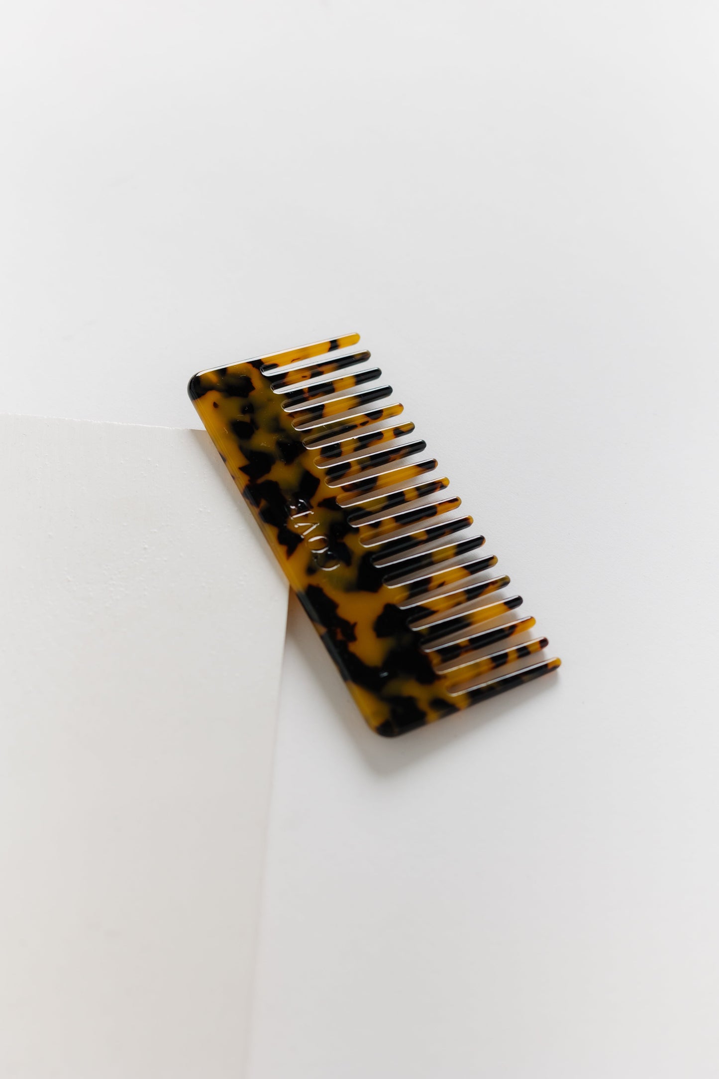 Cove Beach Scene Comb WOMEN'S HAIR ACCESSORY Cove Accessories Brown Turtle 4.5 Inch