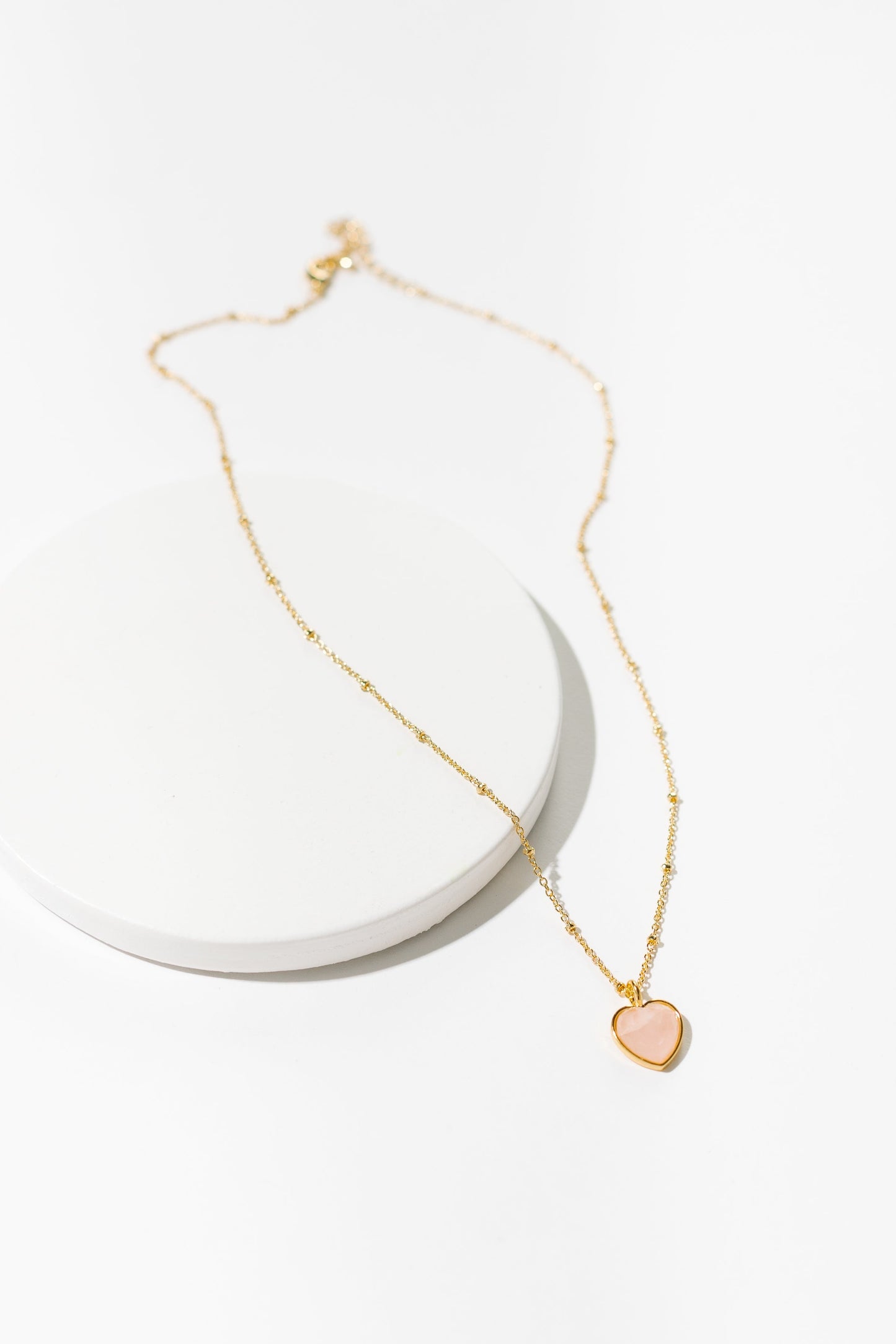 Cove Necklace Rose Quartz Heart Gold WOMEN'S NECKLACE Cove Accessories