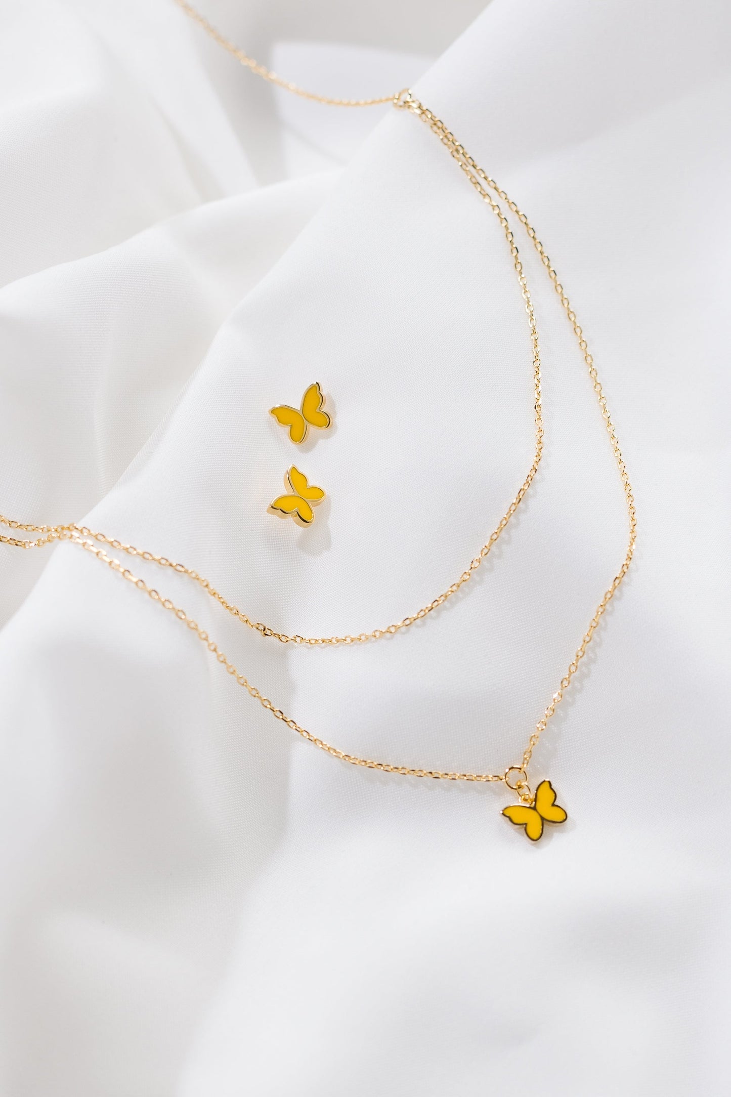 Cove Earrings Dainty Butterfly Gold WOMEN'S EARINGS Cove Accessories