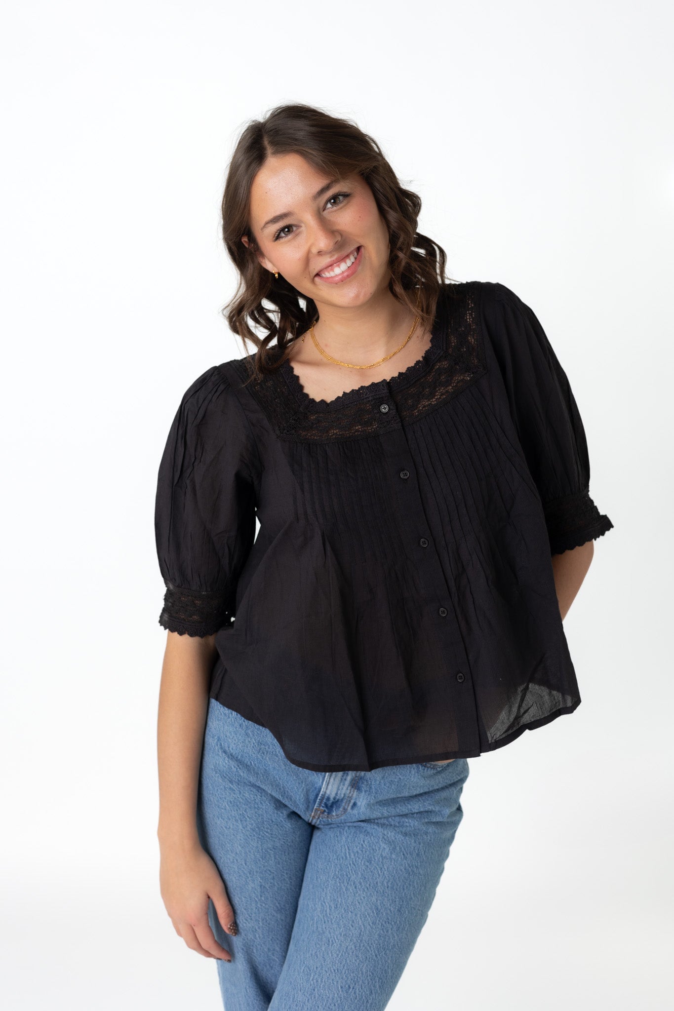 Modest women and teens blouse with pleats with lace neckline