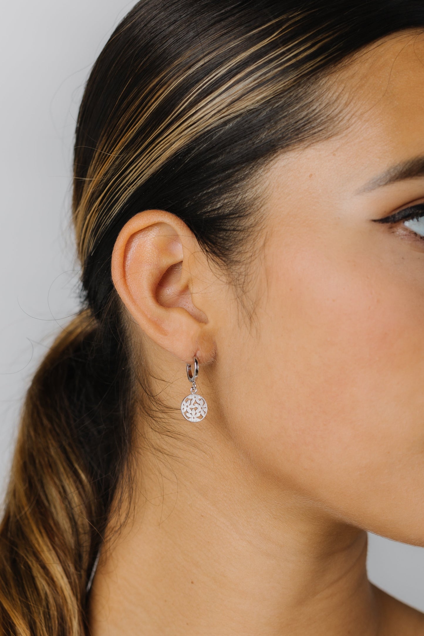 Cove Flower Huggies WOMEN'S EARINGS Cove Accessories