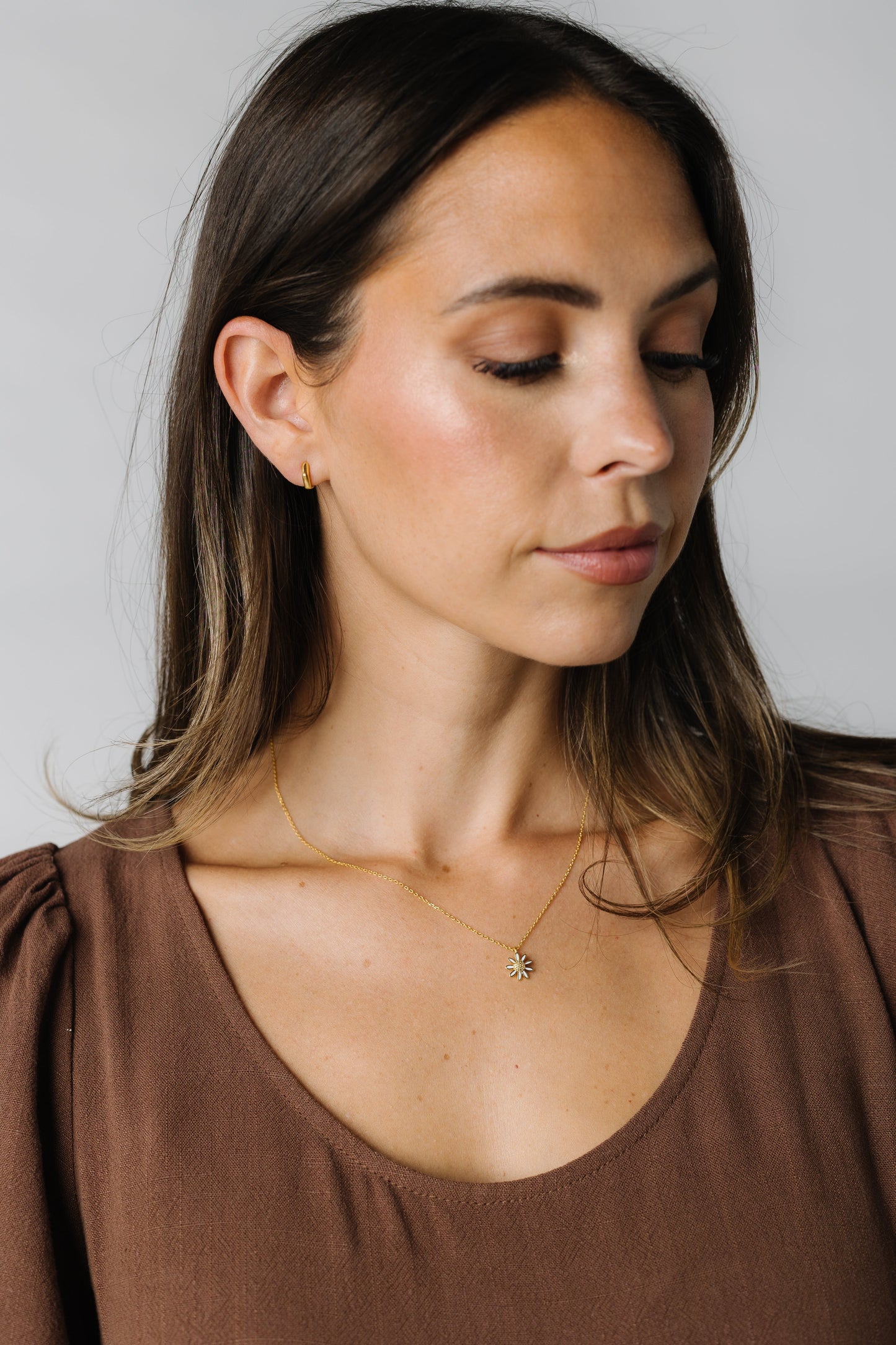 Cove Earrings Pentagon Hoop Gold