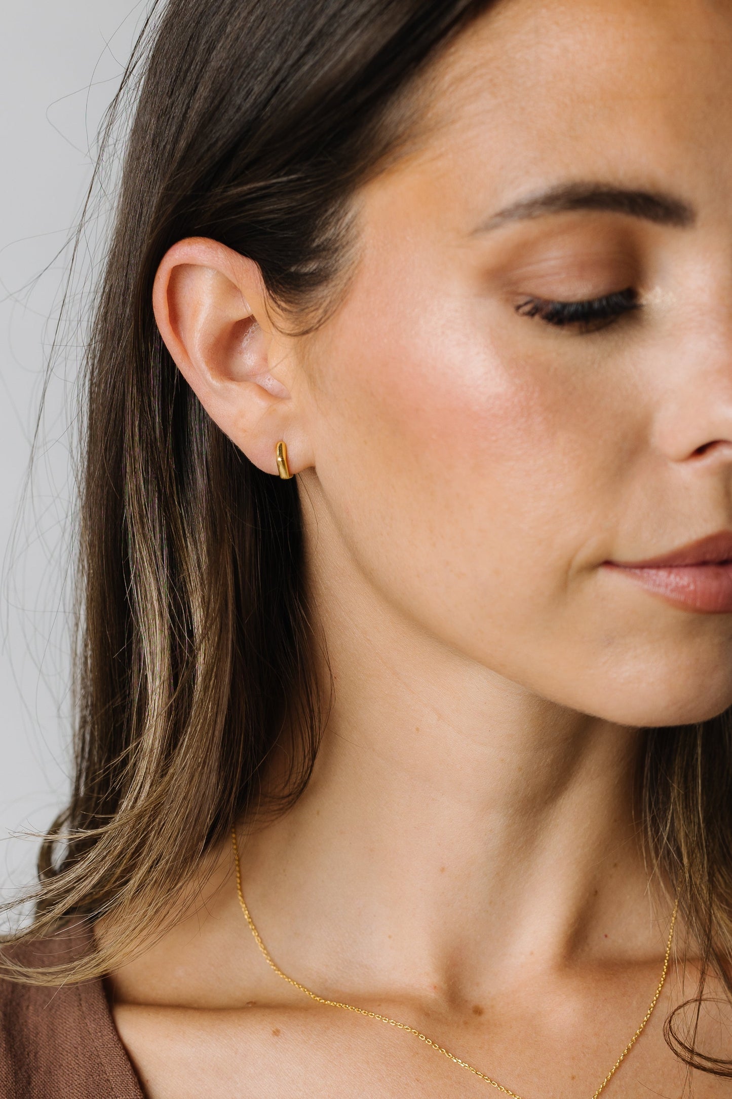 Cove Earrings Pentagon Hoop Gold