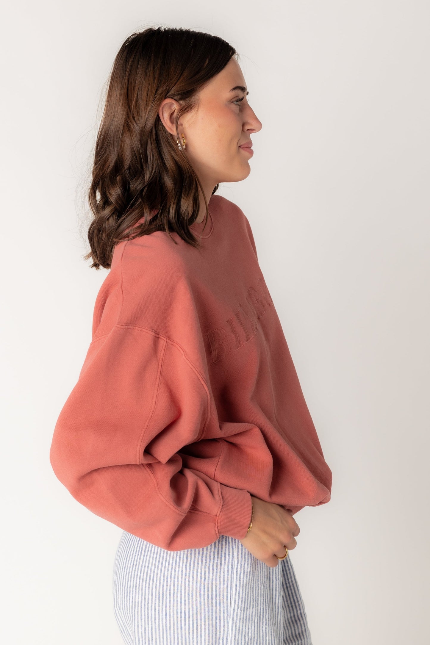 Modest women's Billabong sweatshirt with long sleeves and crew neckline