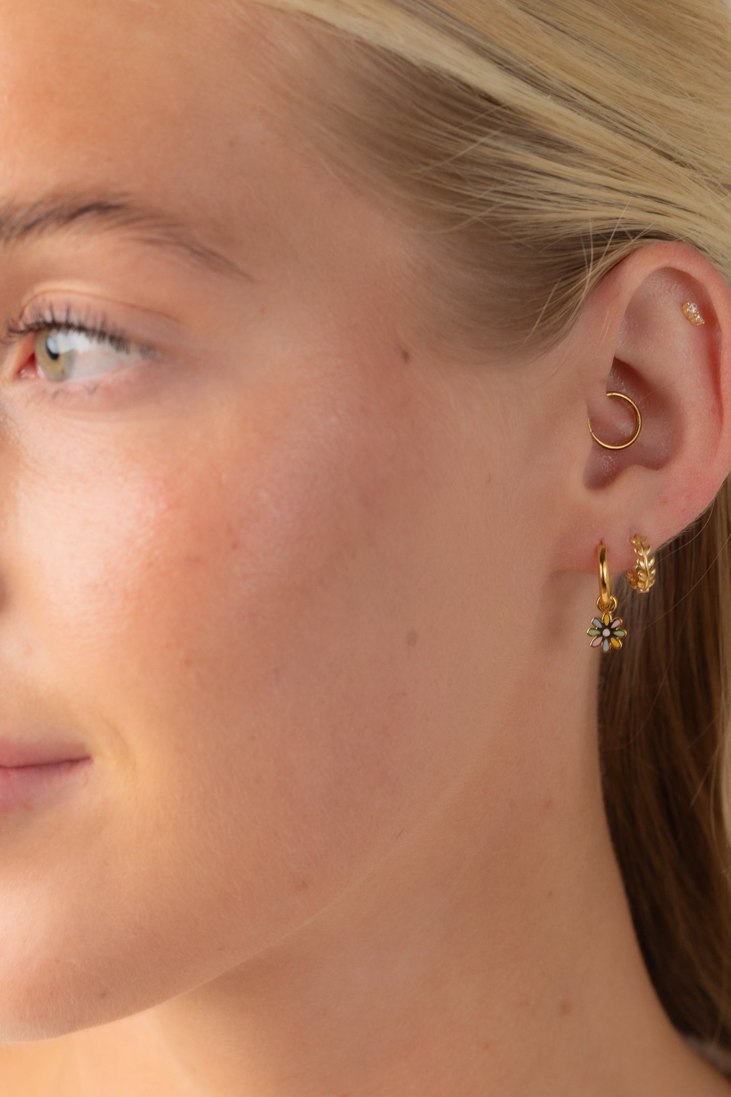 Cove Flower Huggies Earrings WOMEN'S EARINGS Cove Accessories