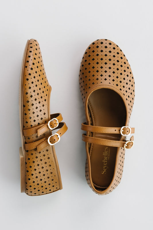Seychelles Royal Leather Flats WOMEN'S SHOES Seychelles Tan 6