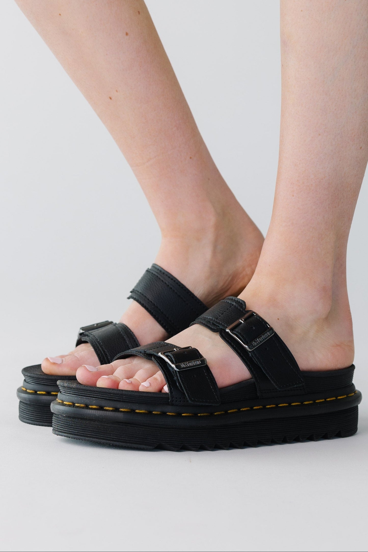 Dr Martens Myles WOMEN'S SHOES Dr Martens