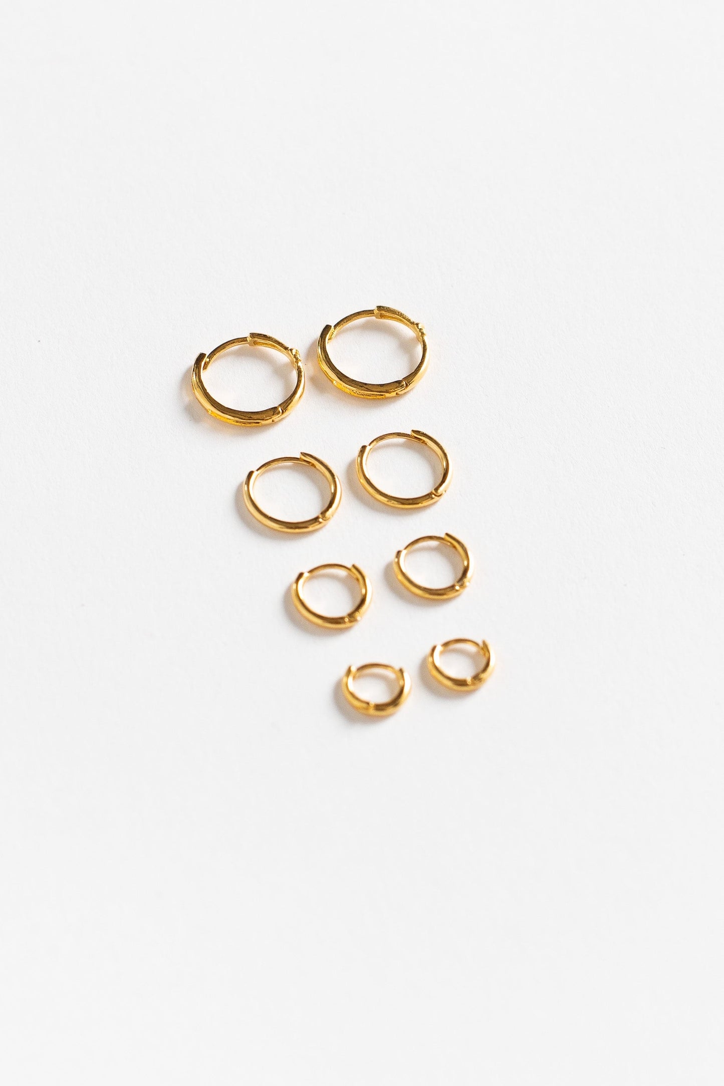 Ellie Small Hoop Earrings WOMEN'S EARINGS Cove