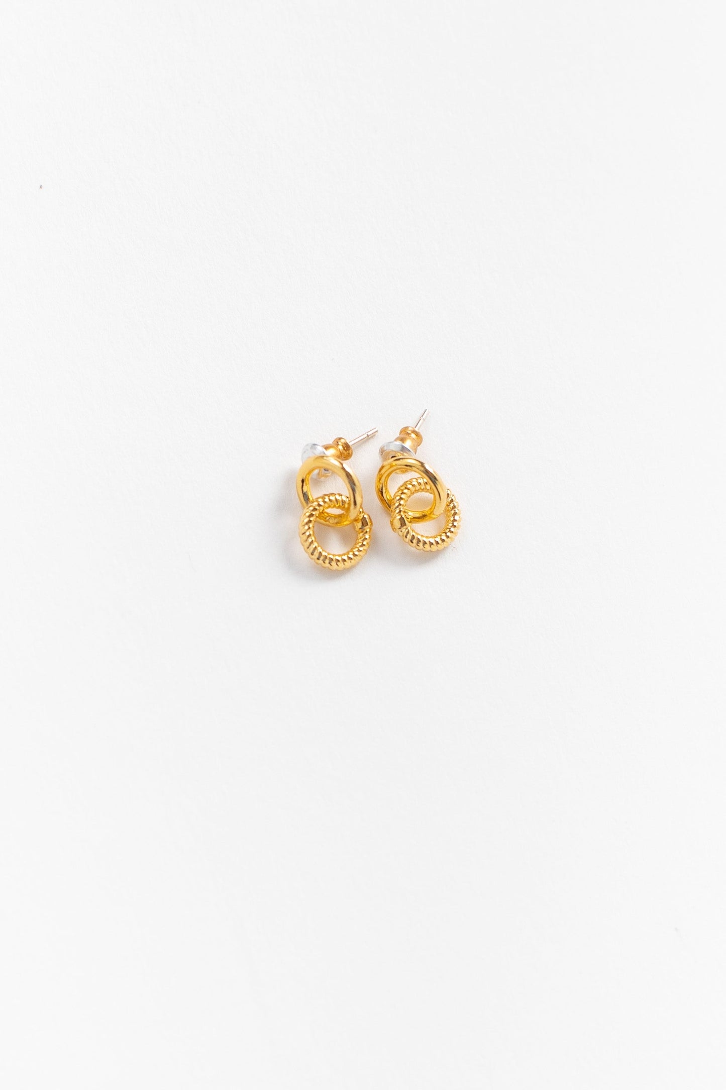 Dainty Double Circle WOMEN'S EARINGS Cove