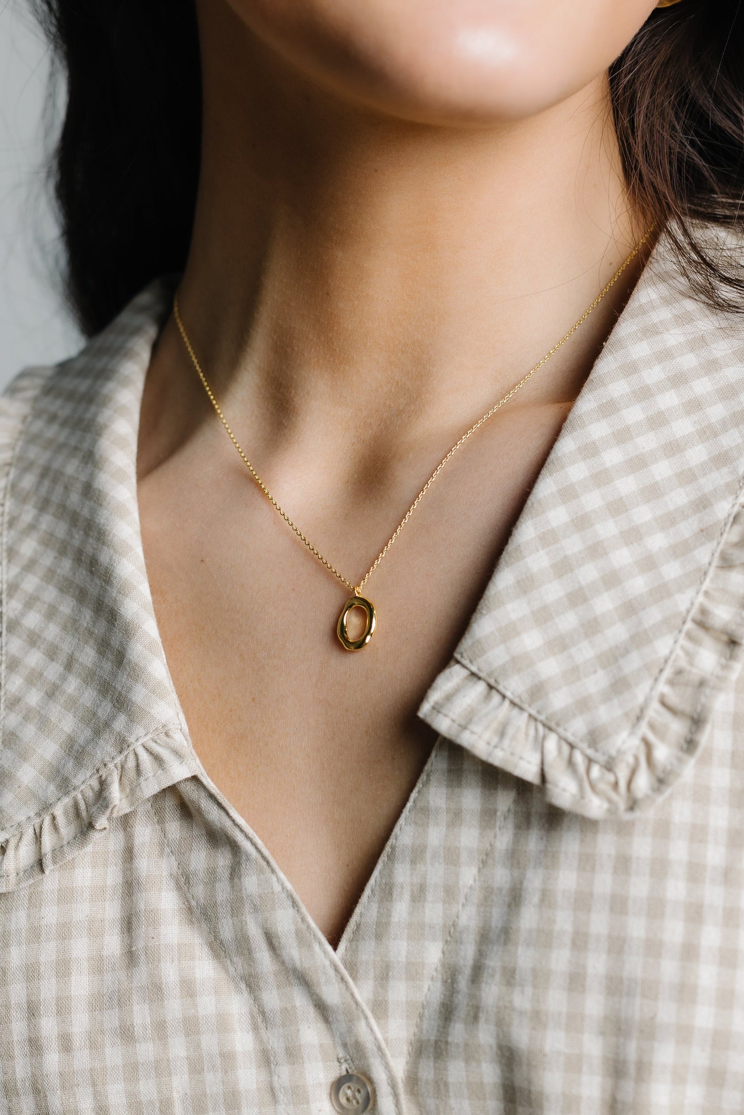 Hammered Oval Necklace WOMEN'S NECKLACE Cove