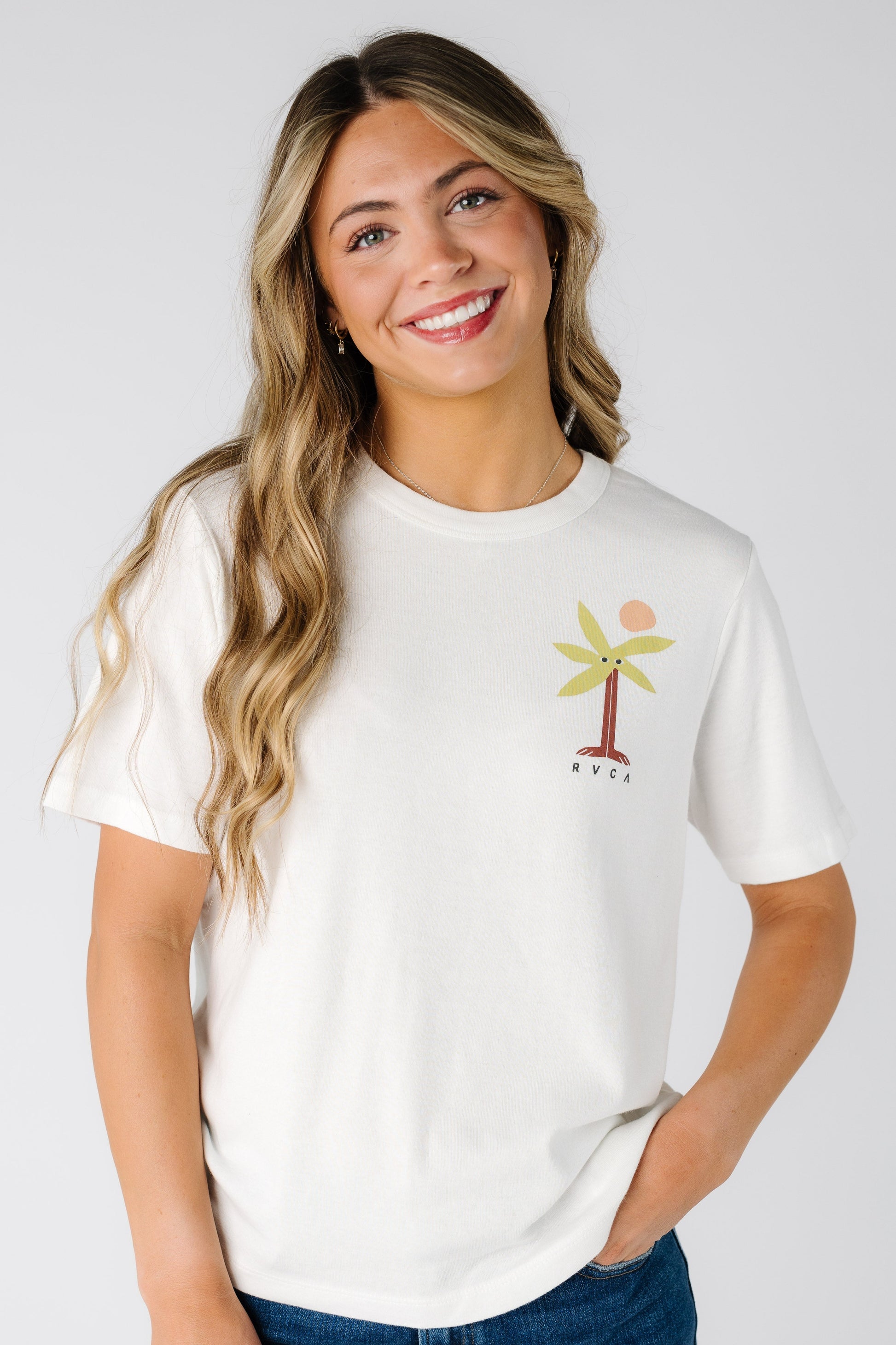 RVCA Daily Tee in vintage white for women and teens.