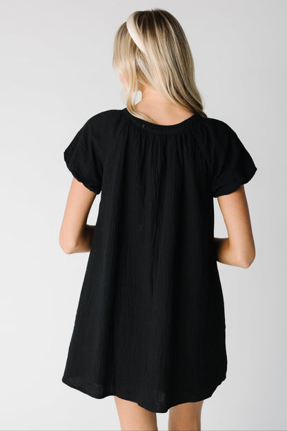 Black short sleeve dress in black