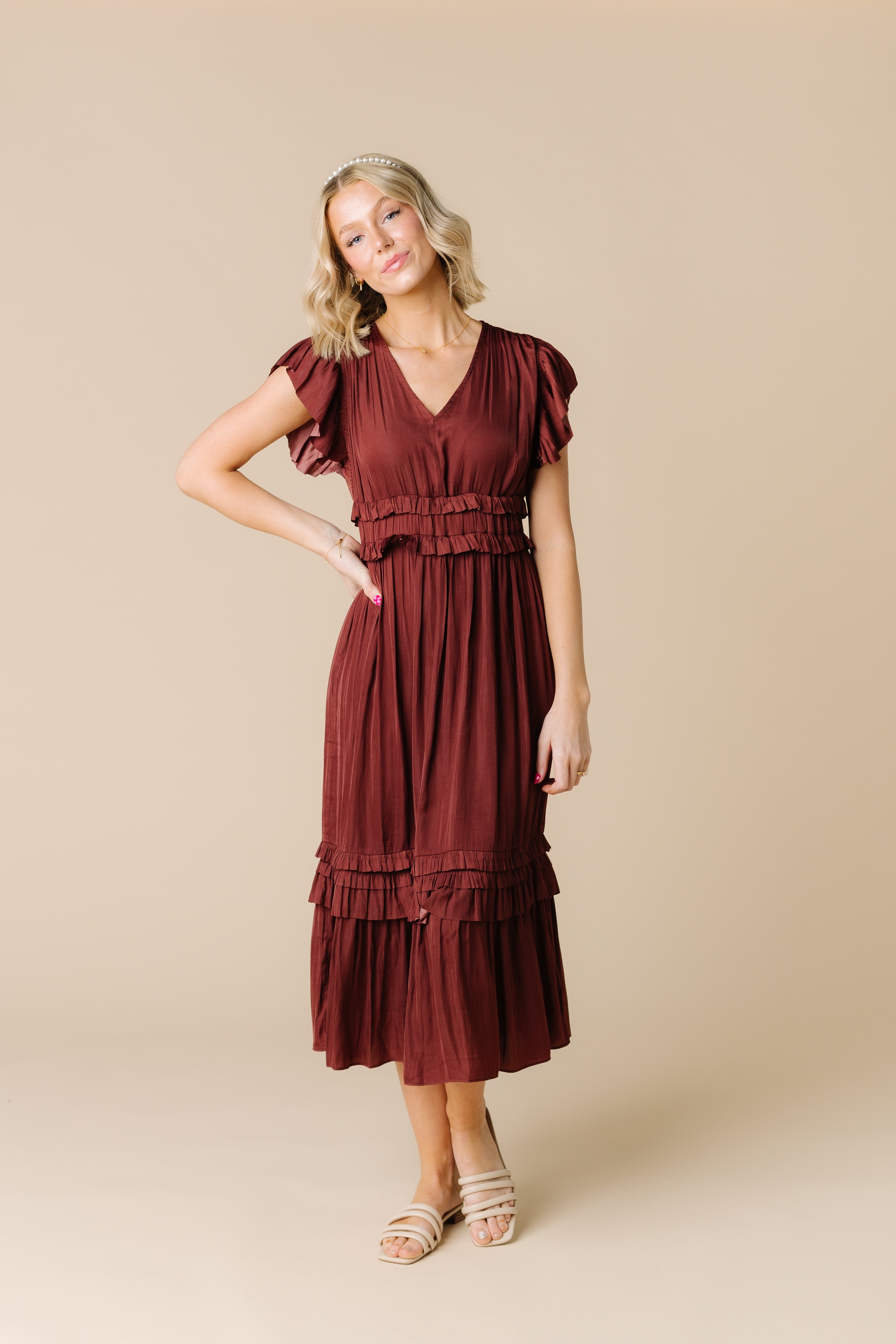 Dress with ruffle 2025 at waist called