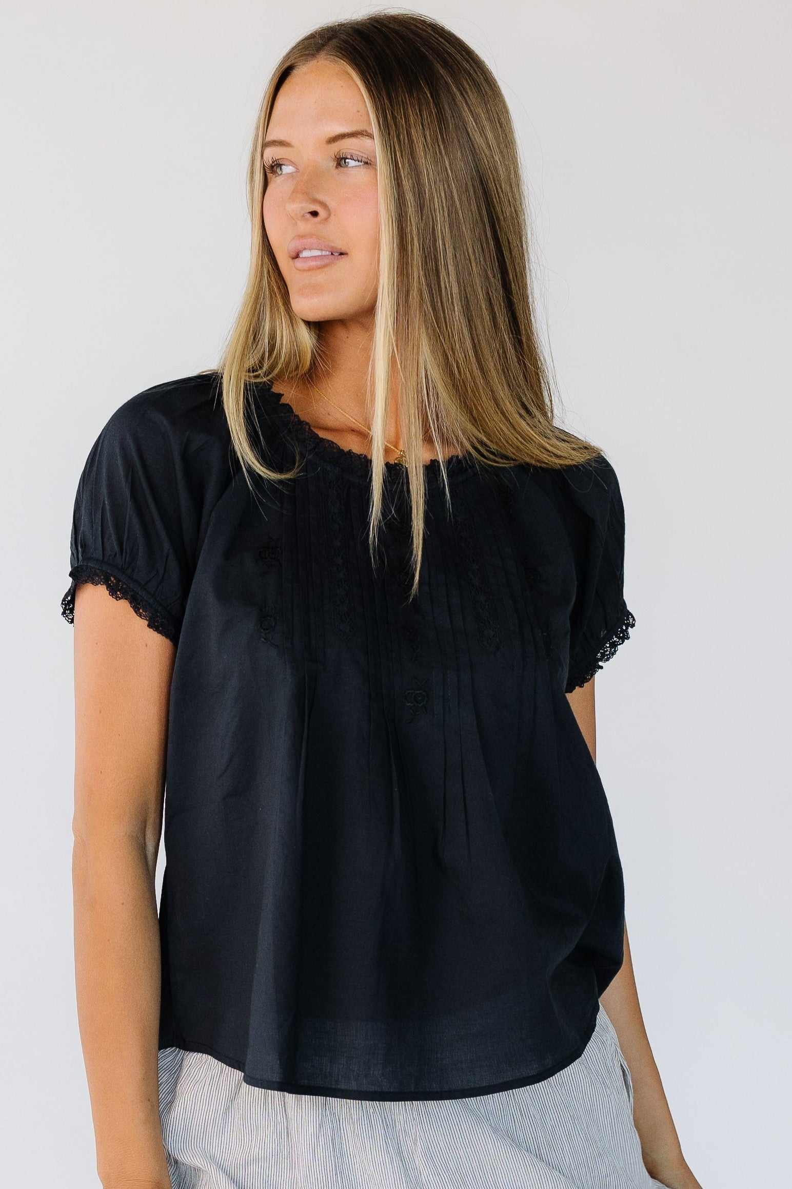 Citrus Elliot Top in black for woman and teen girls.