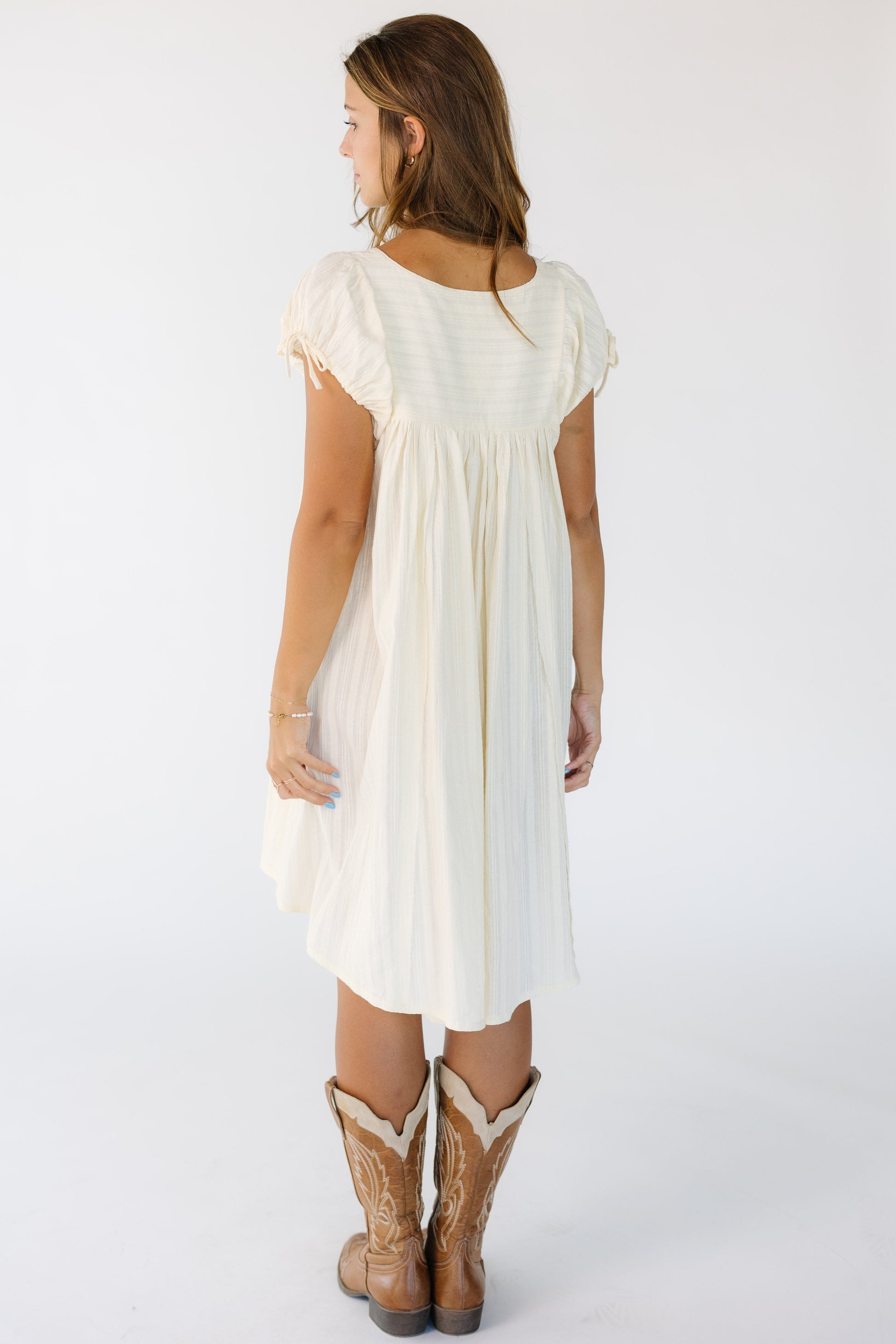 Brass & Roe Tali Textured Knee Dress – Called to Surf