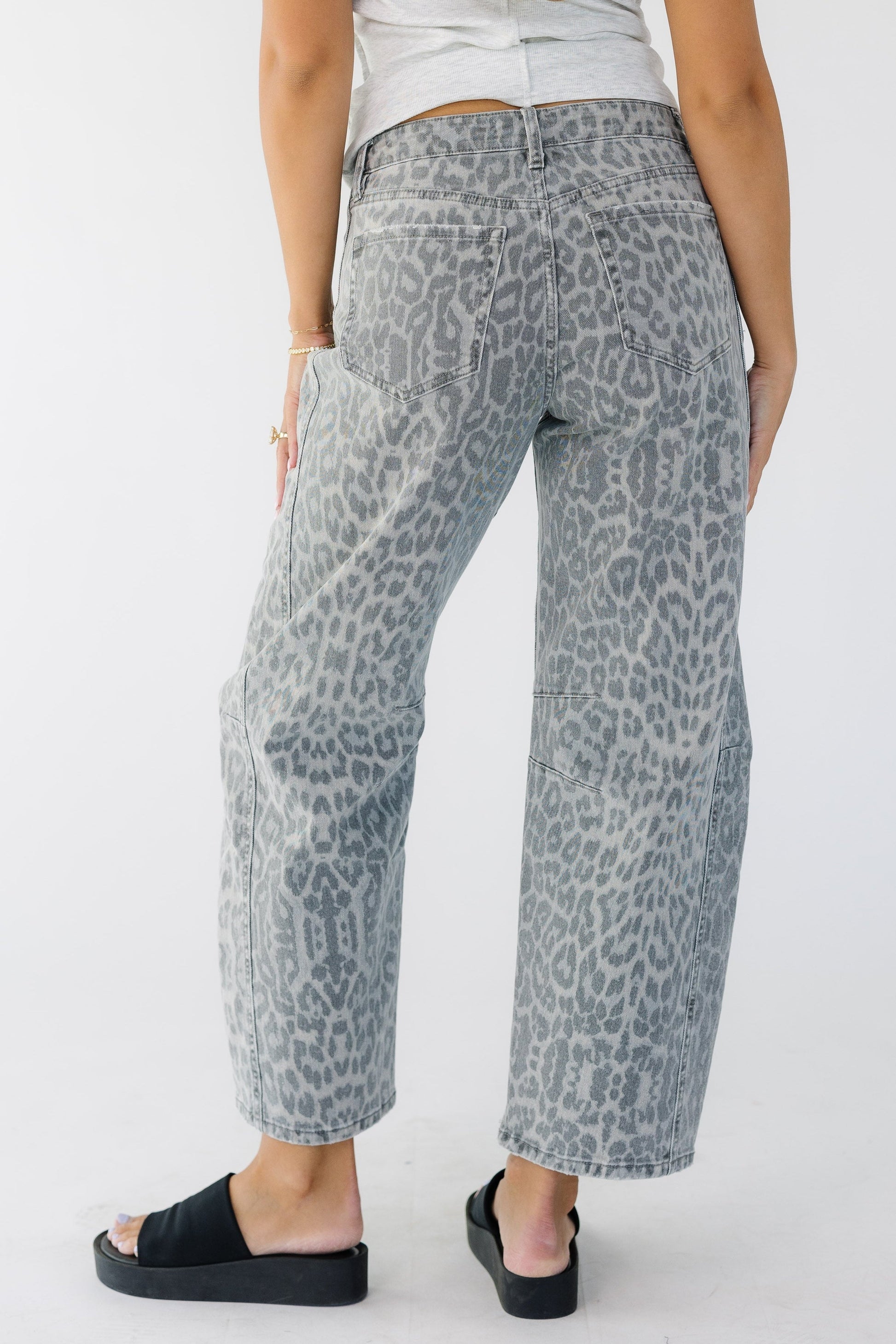 Leopard Barrel Jeans WOMEN'S JEANS Vervet 