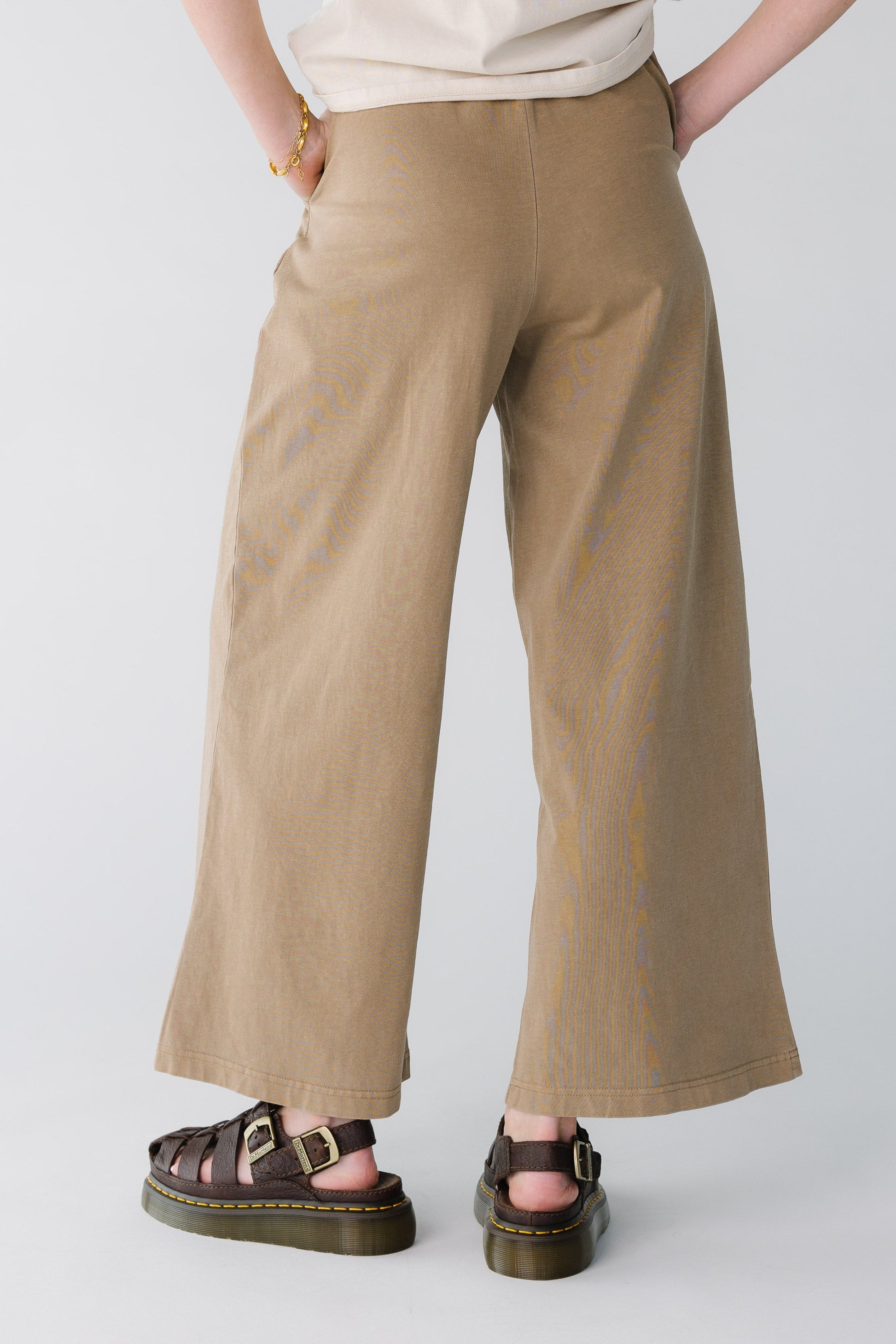 Back view of coffee brown wide leg pant