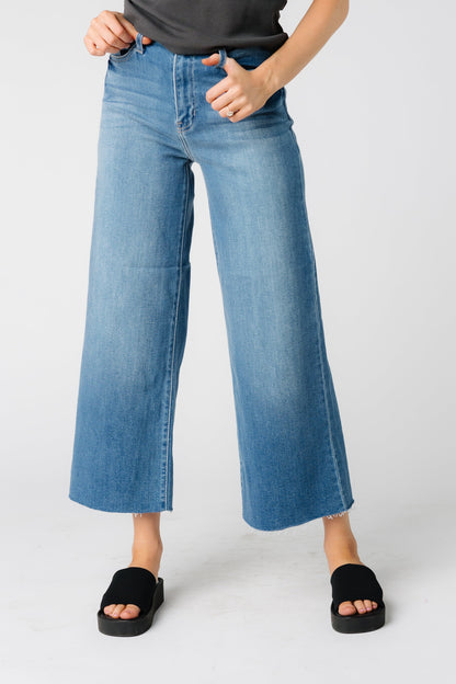 Medium Denim jeans with cut hems