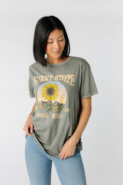 Modest tee by O'Neill with large front sunflower graphic SU4418023