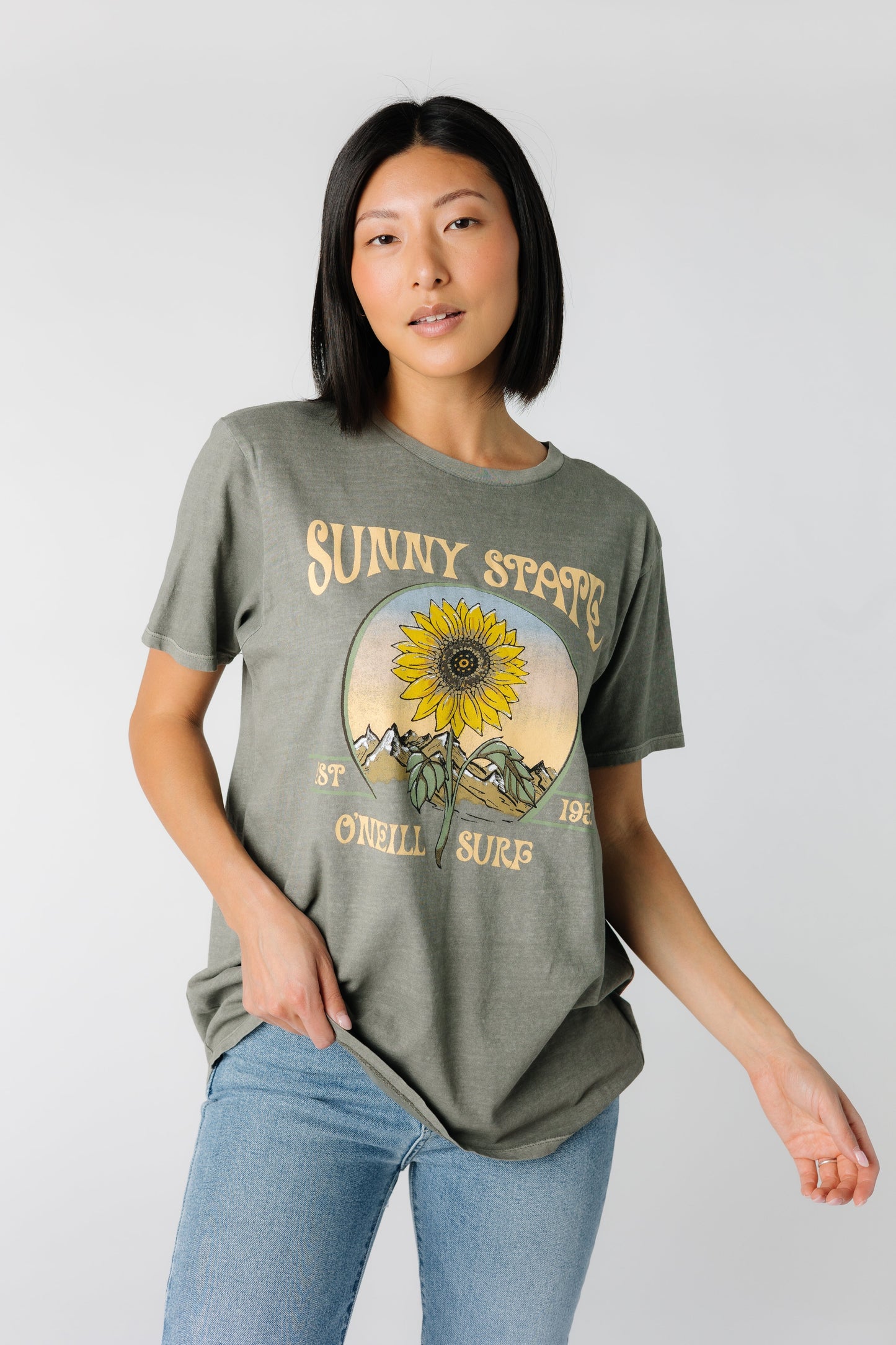 Modest short sleeve tee large front sunflower graphic by O'Neill SU4418023