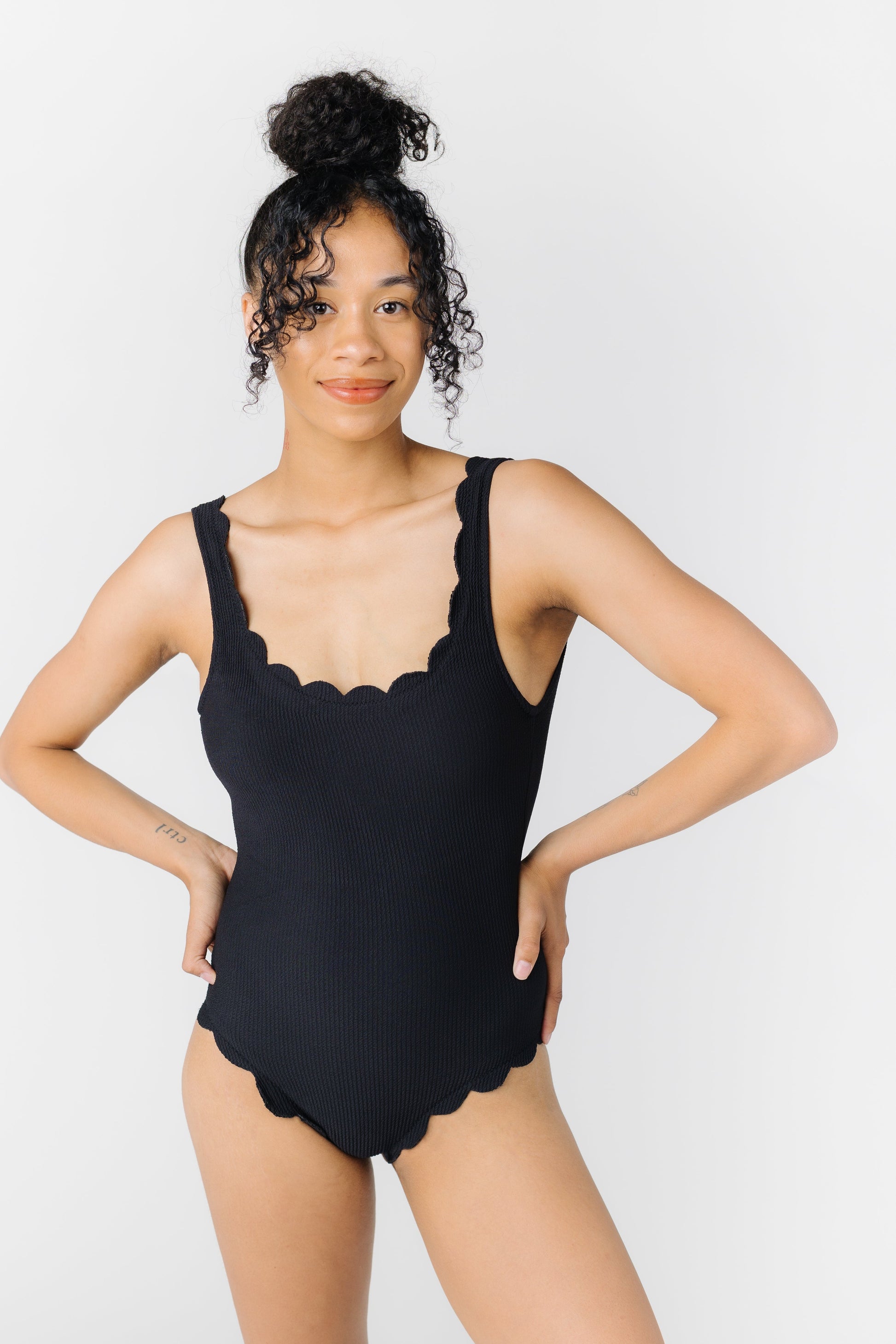 Textured Scallop One Piece Swimsuit WOMEN'S SWIM ONEPIECE BEACH JOY BIKINI 