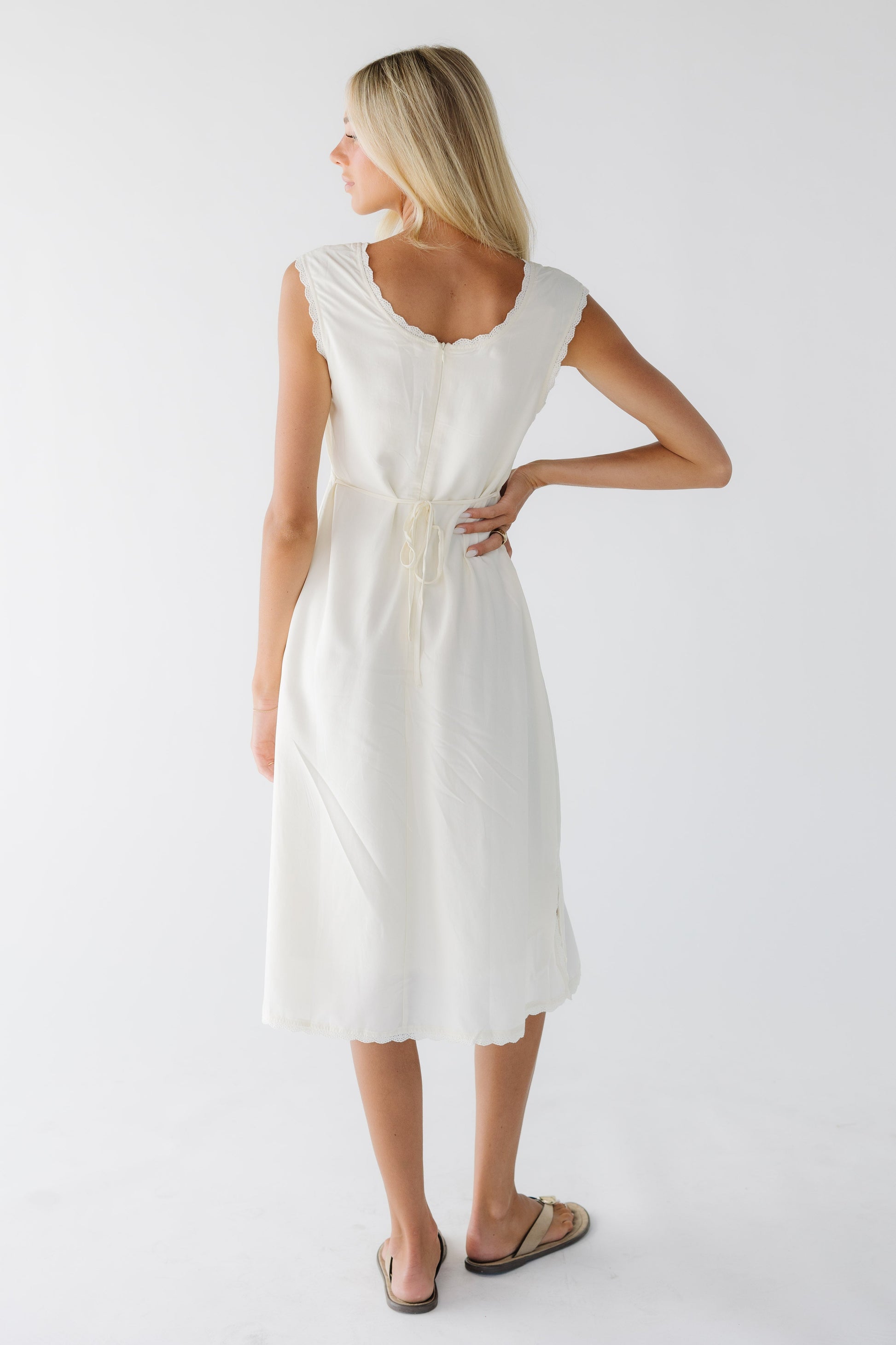 The Marla V-Neck Dress WOMEN'S DRESS Mod Ref 