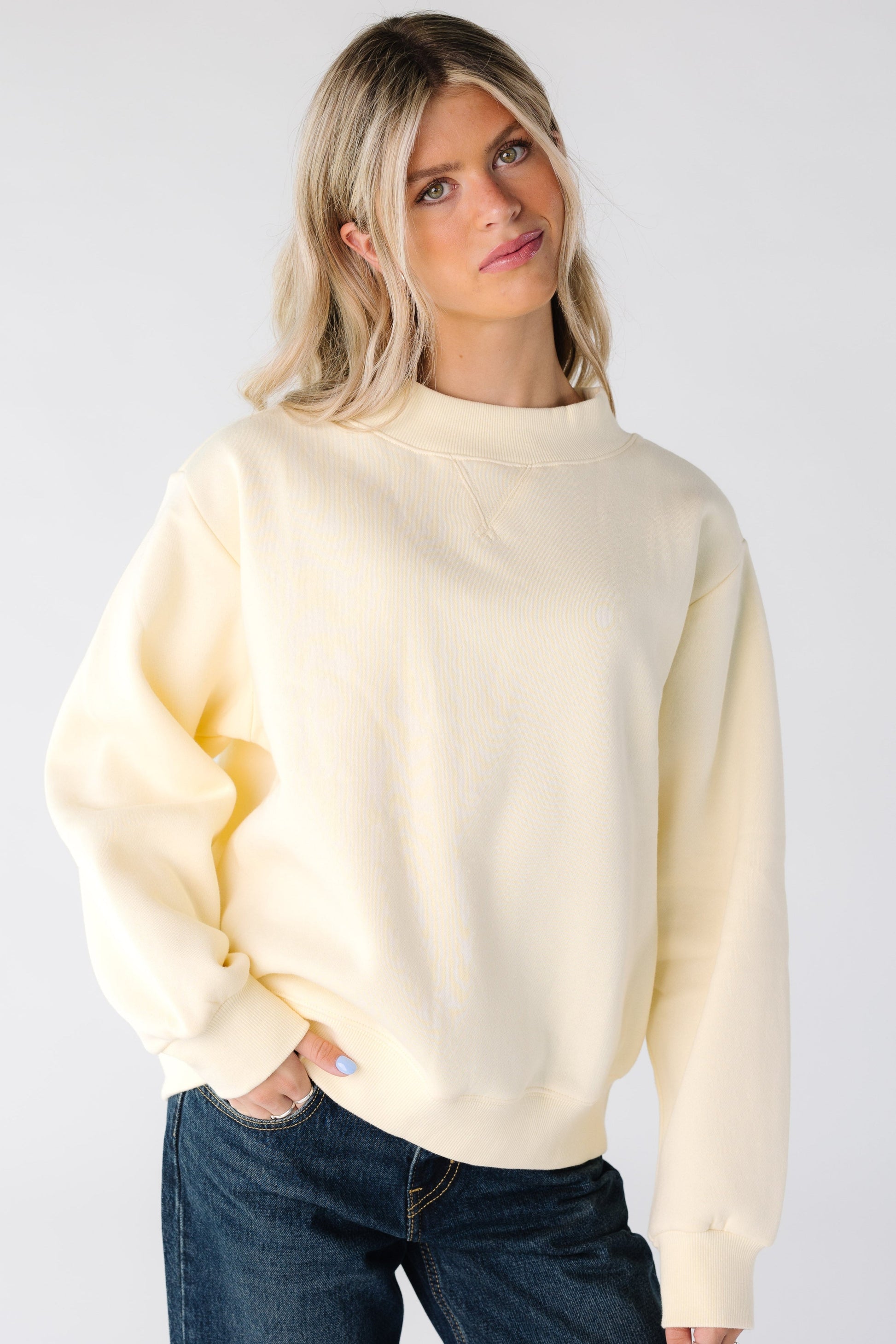 Brooks Butter Fleece Sweatshirt WOMEN'S SWEATSHIRT Things Between 