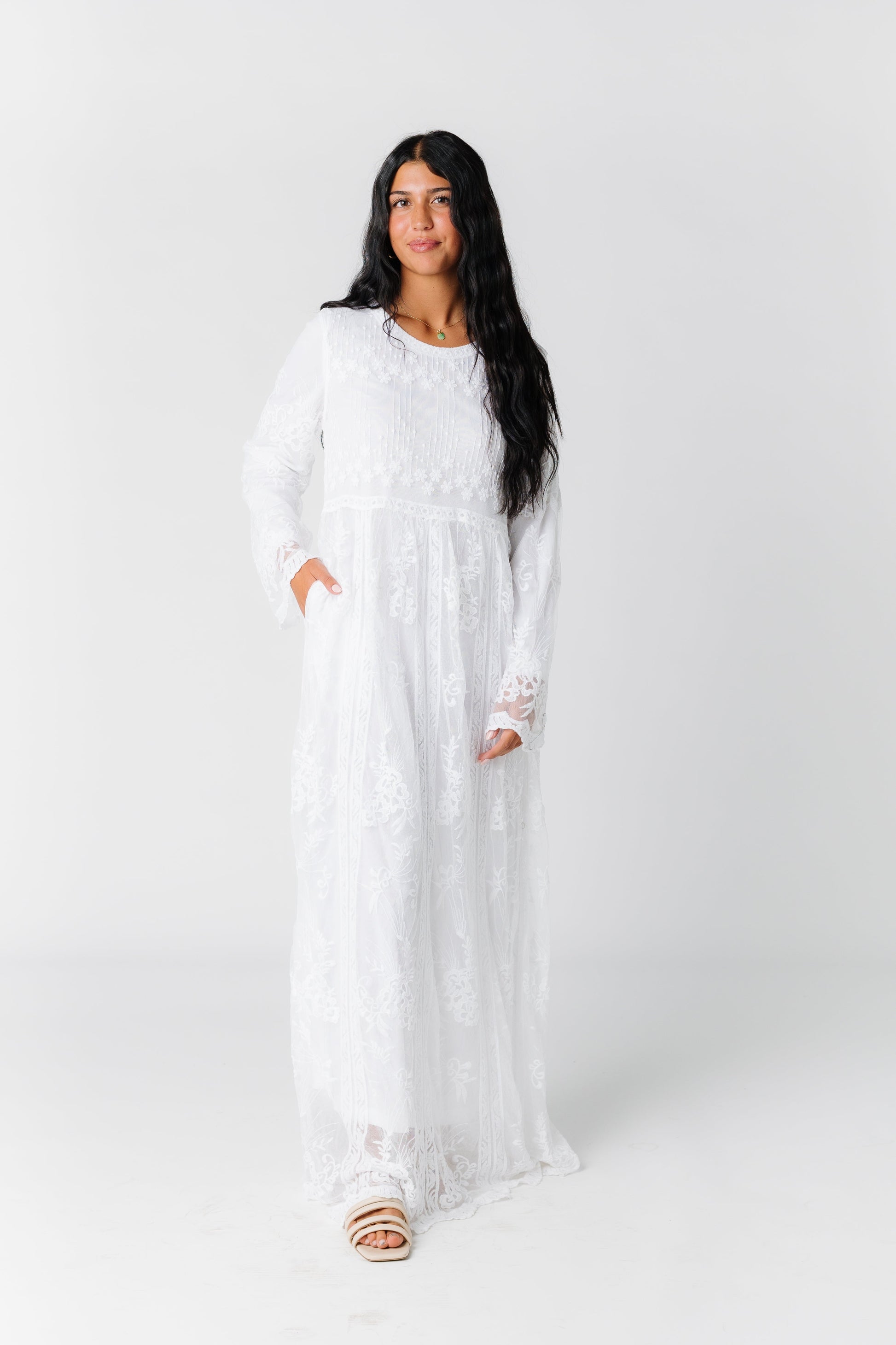 White lace maxi dress with long sleeves 