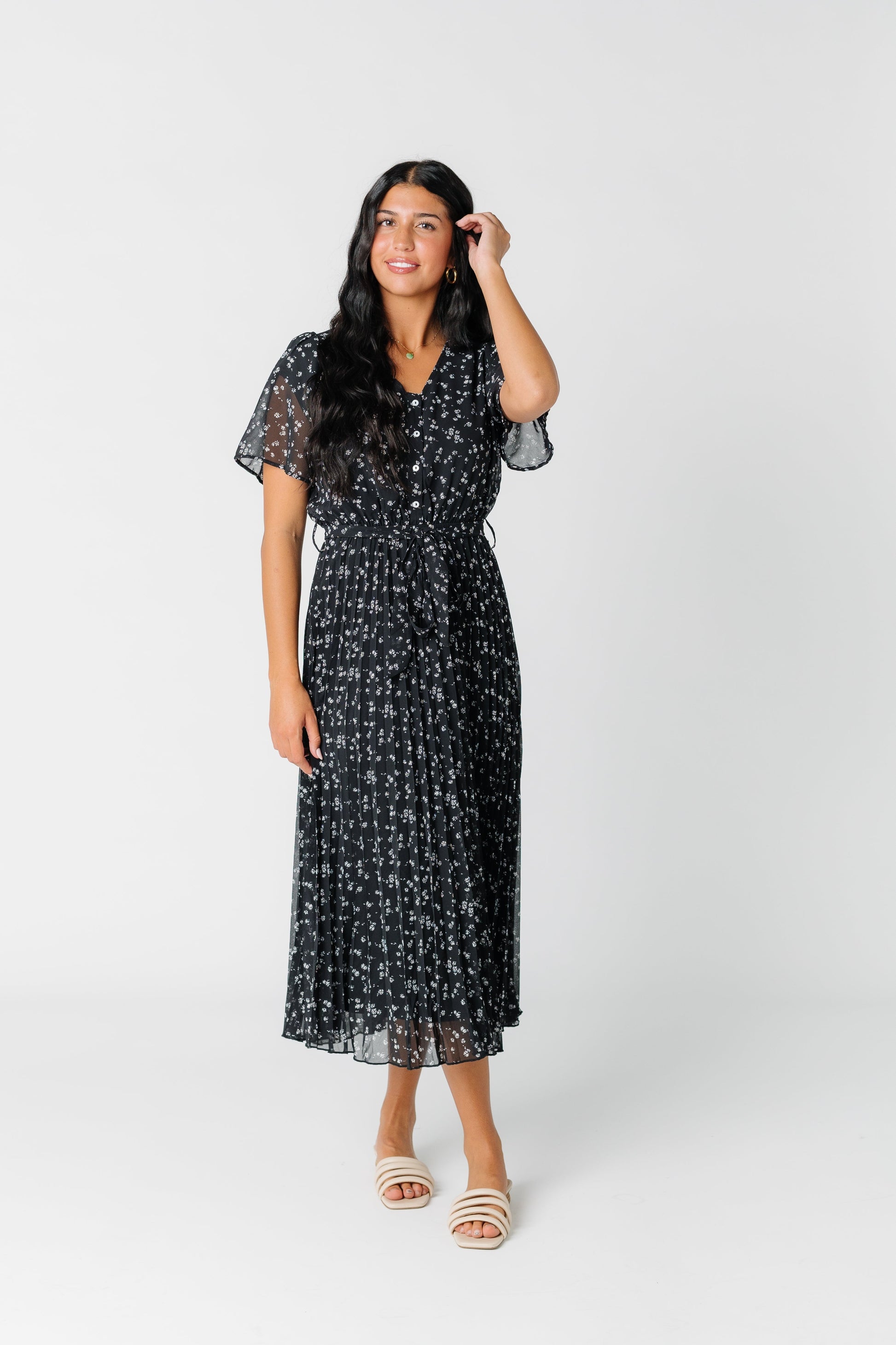 V-Neck Floral Dress - Black WOMEN'S DRESS Polagram 